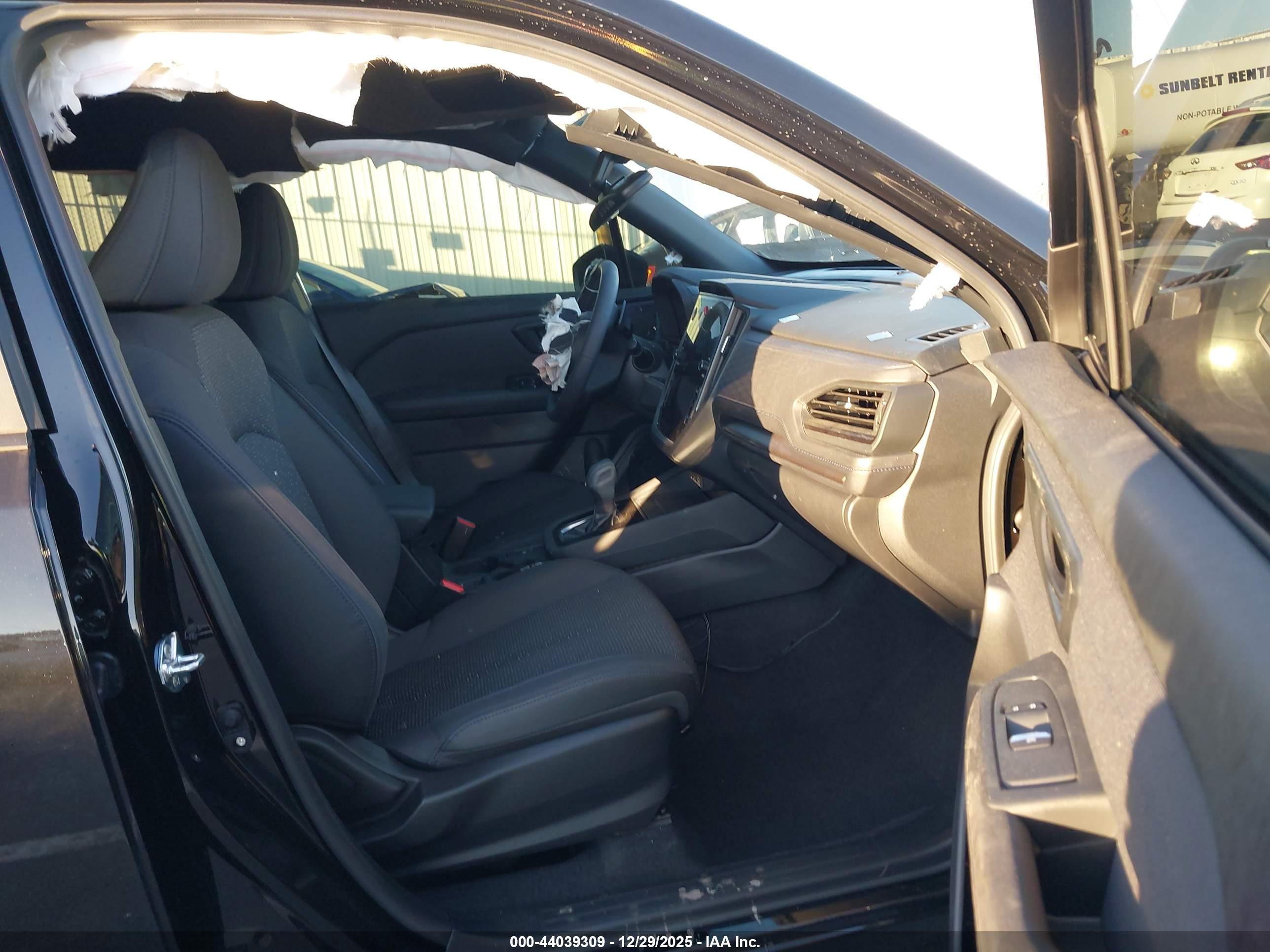 SUBARU FORESTER image 5