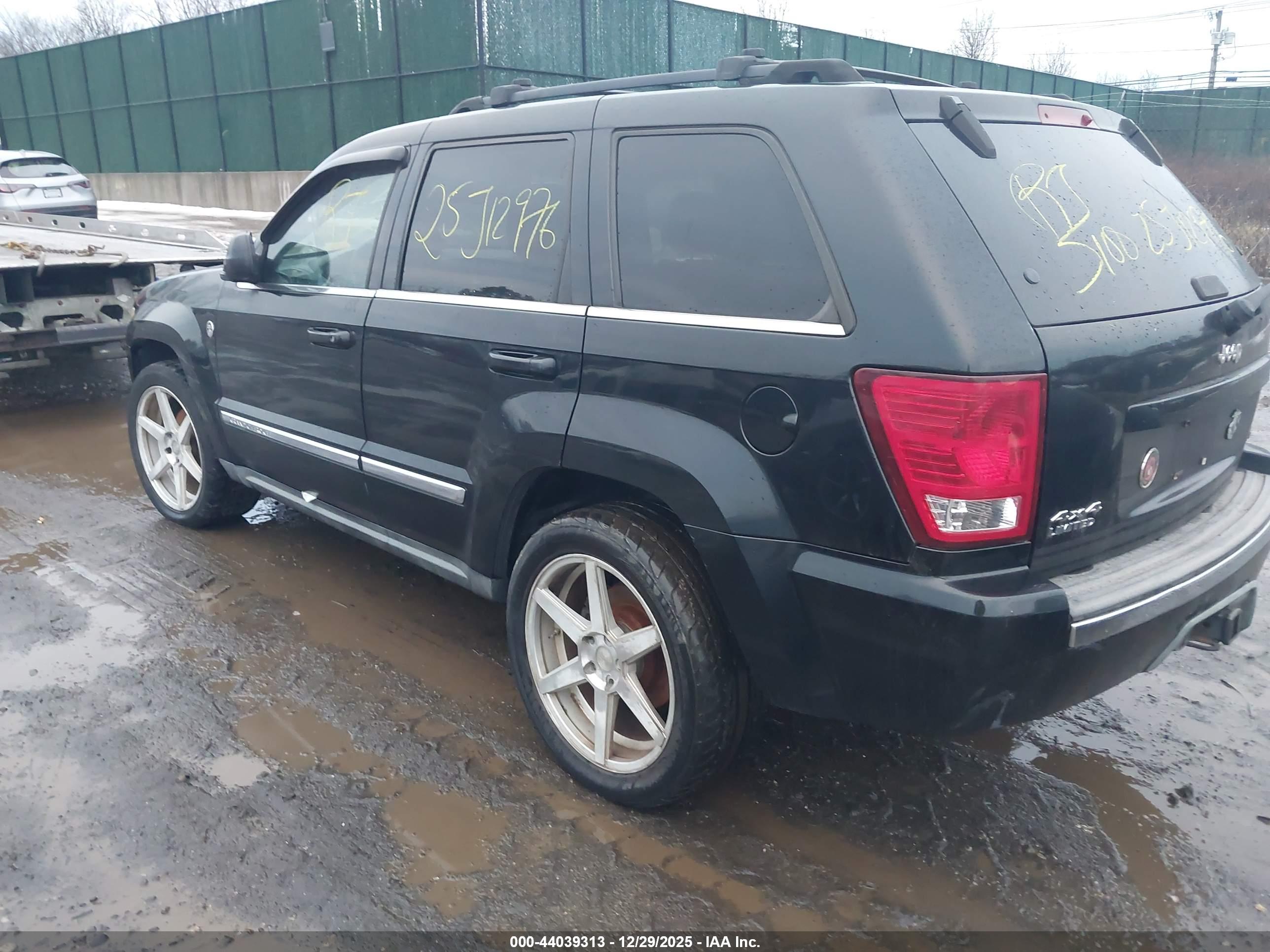 JEEP GRAND image 3