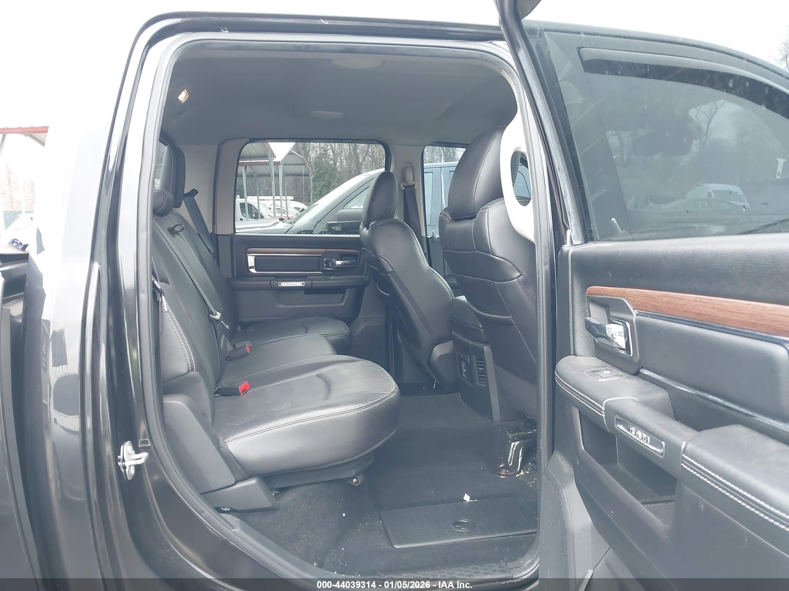 RAM 1500 image 8