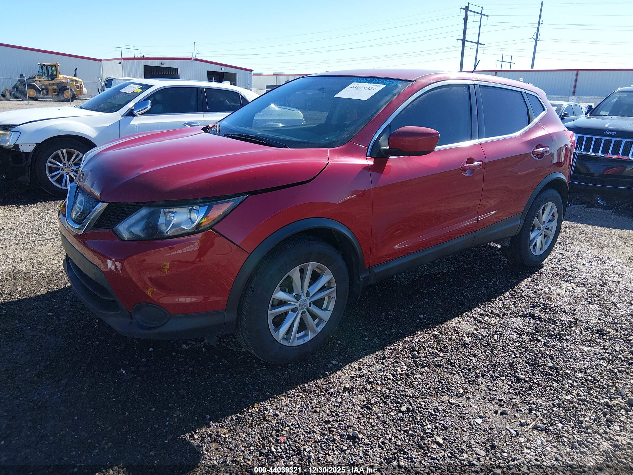 NISSAN ROGUE image 2