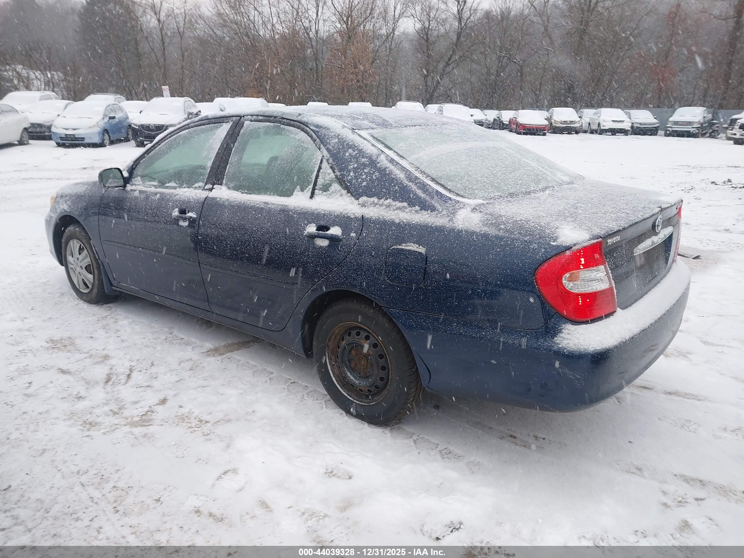 TOYOTA CAMRY image 3