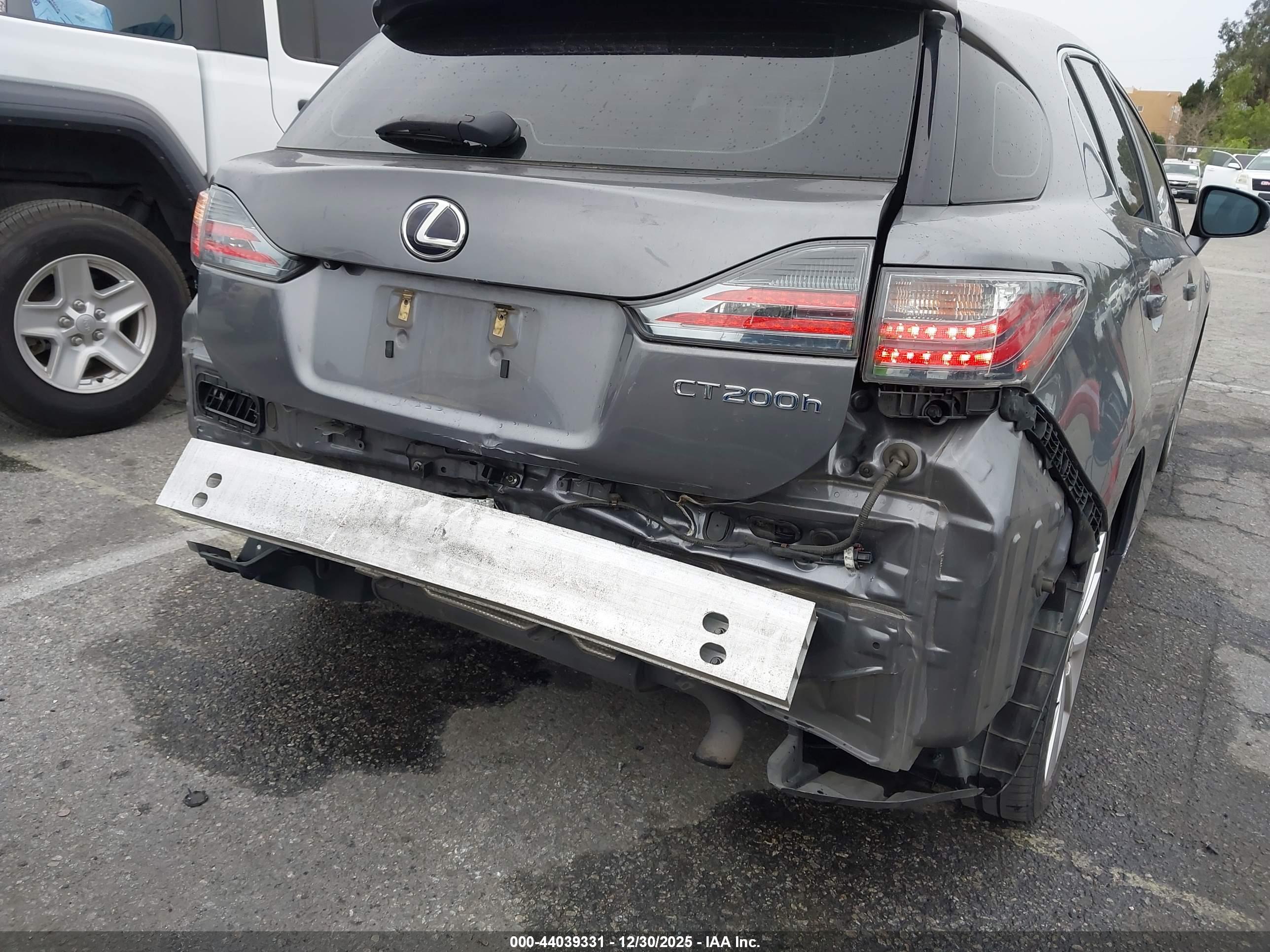 LEXUS CT image 6