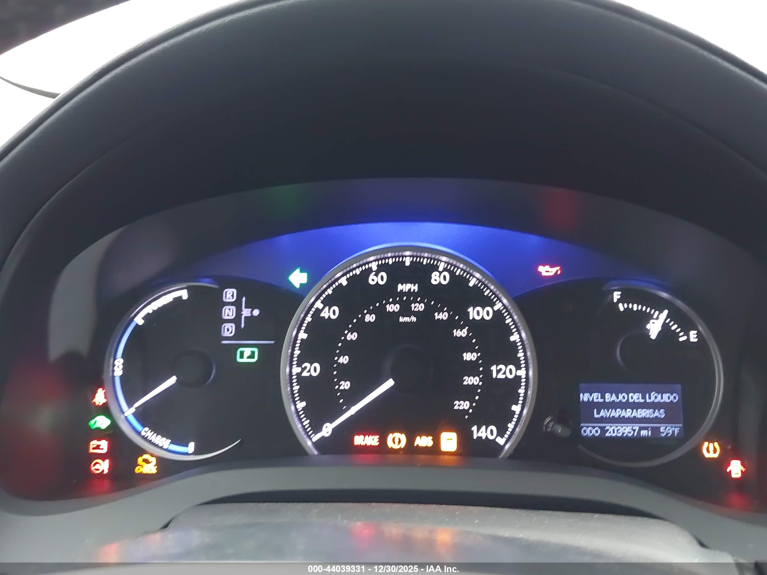 LEXUS CT image 7
