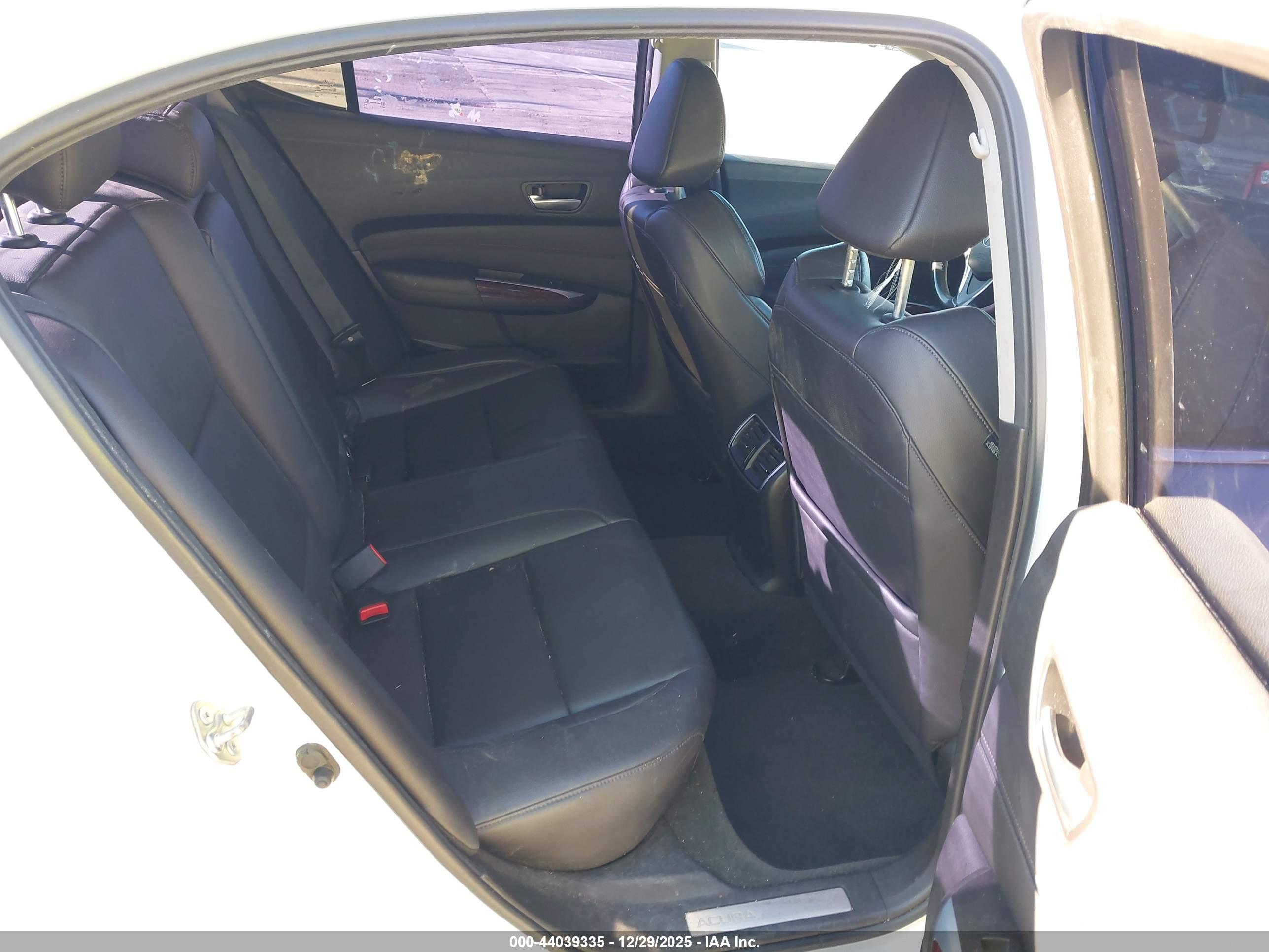 ACURA TLX image 8