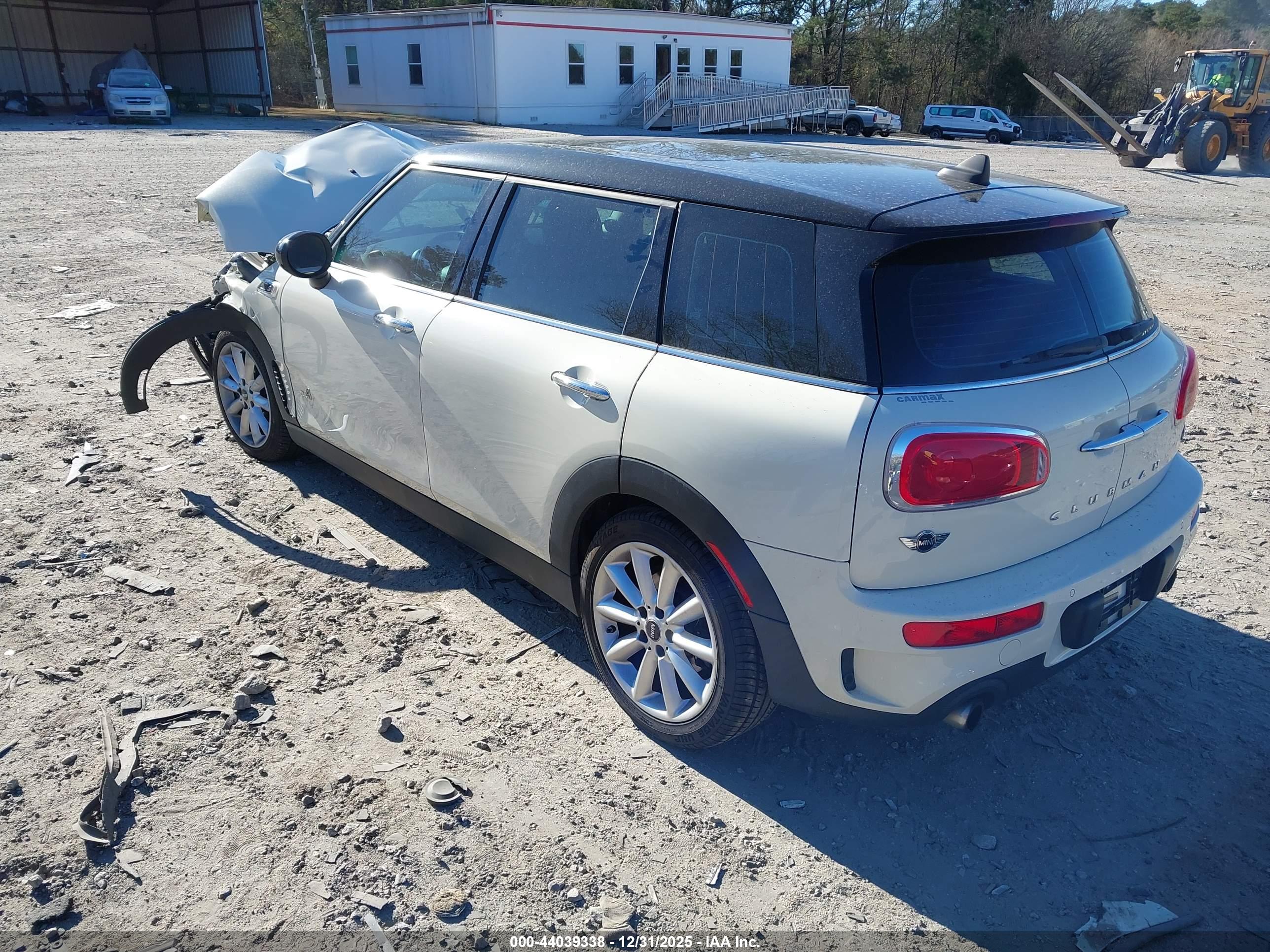 MINI CLUBMAN image 3