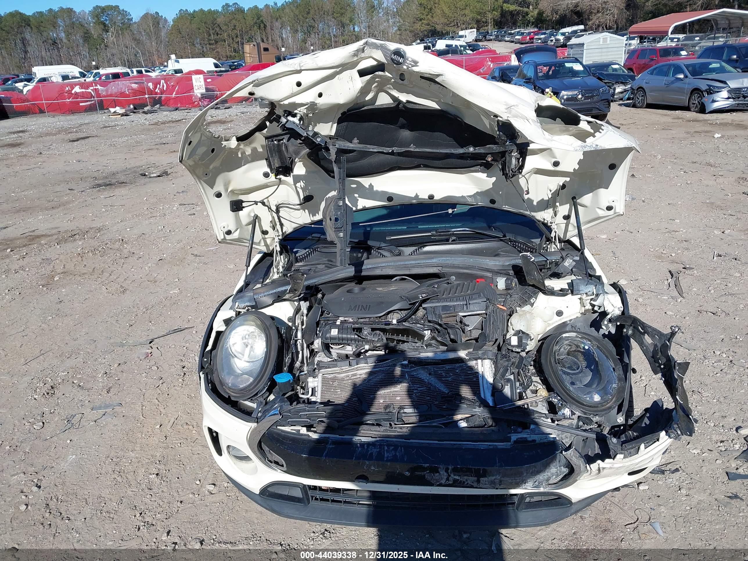 MINI CLUBMAN image 6