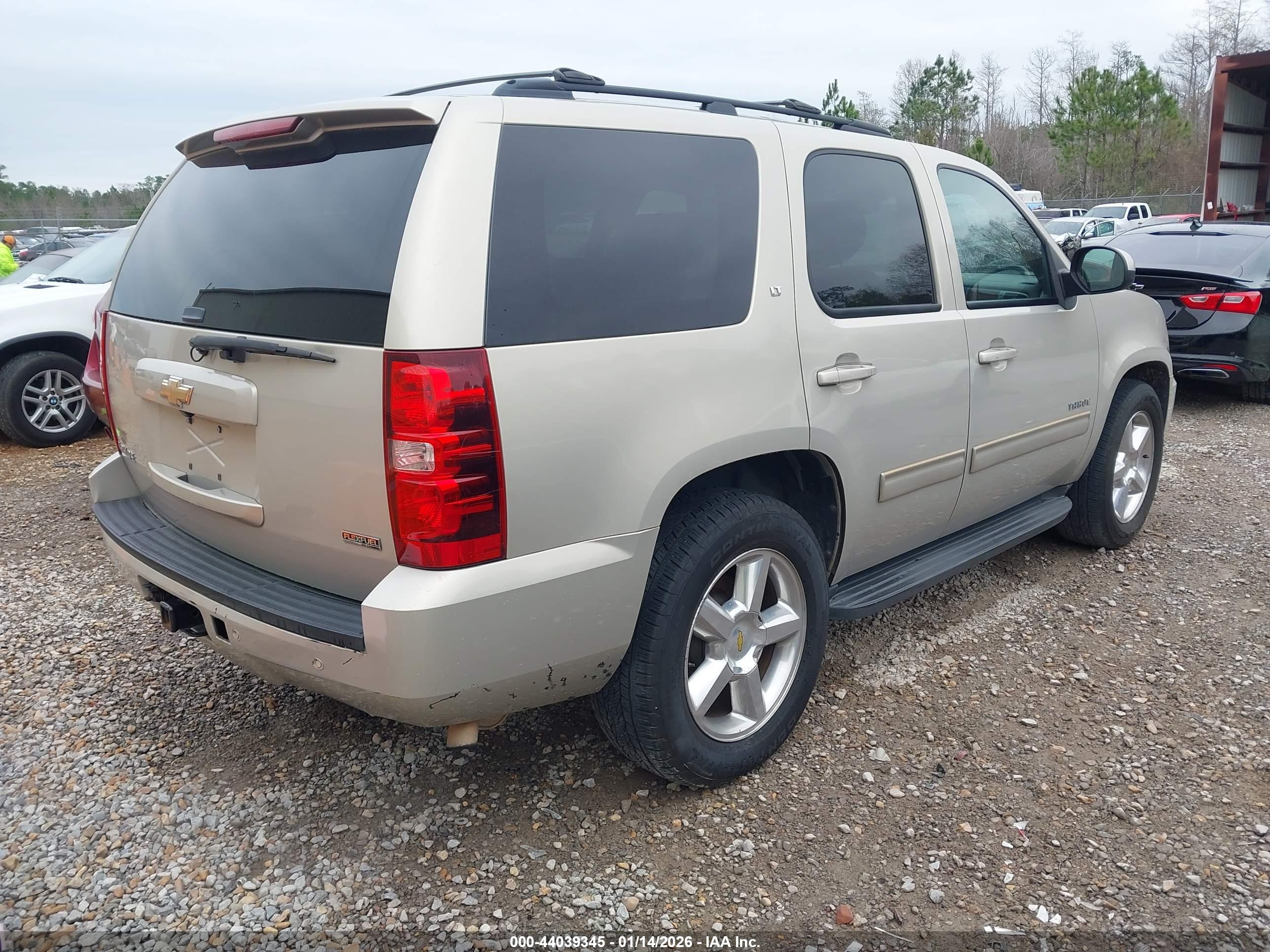 CHEVROLET TAHOE image 4