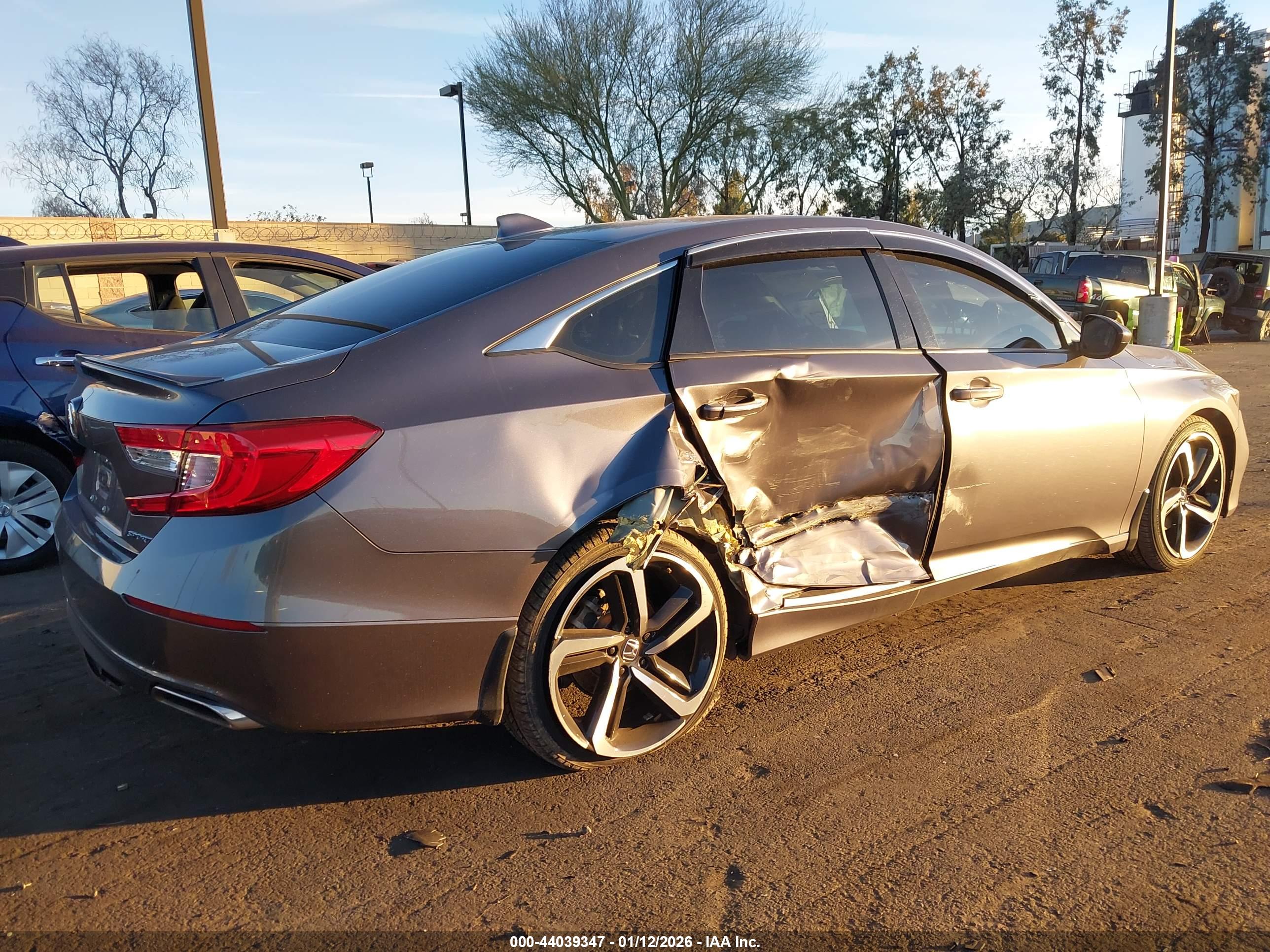 HONDA ACCORD image 6