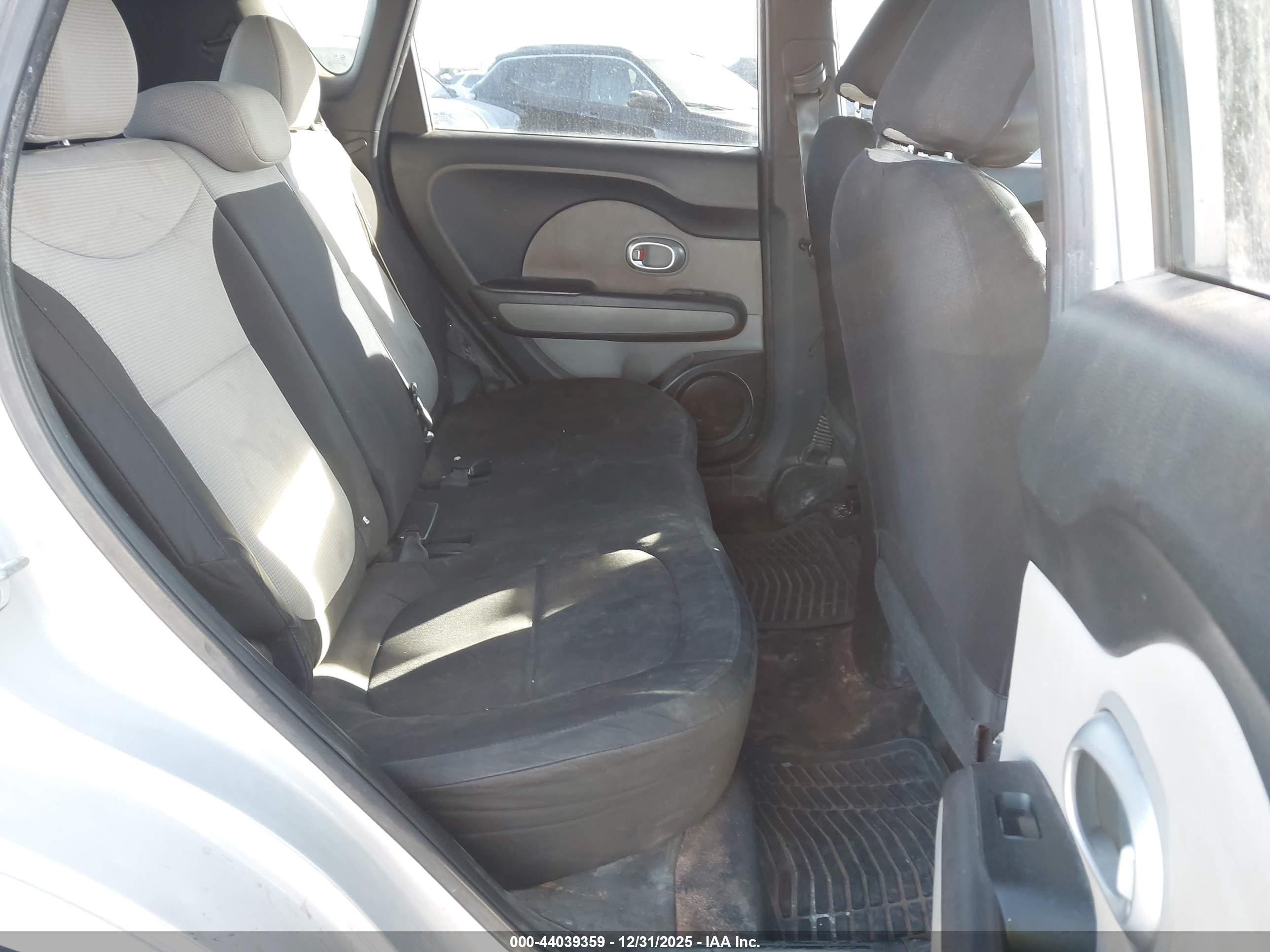 KIA SOUL image 8