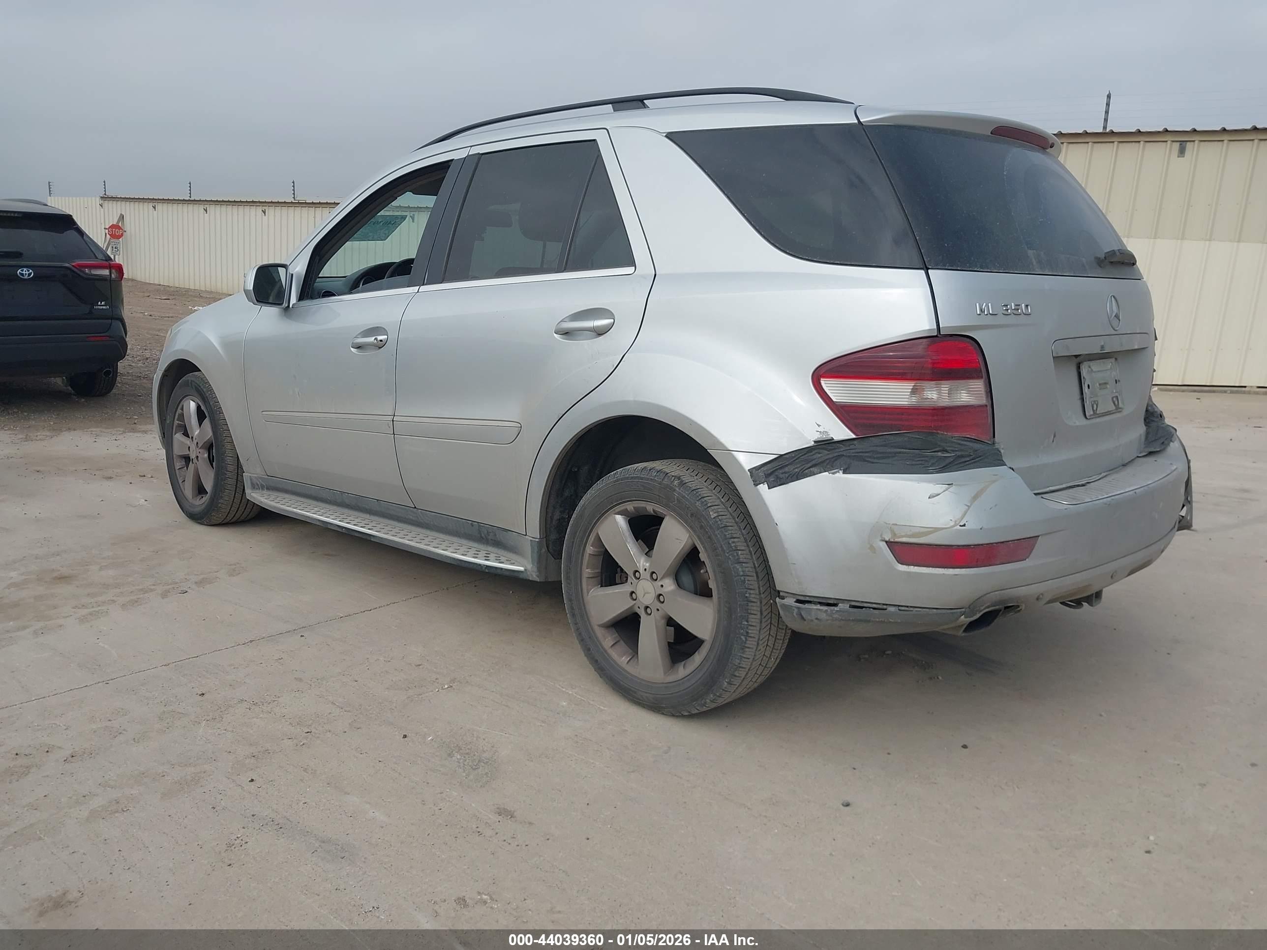 MERCEDES-BENZ ML image 3