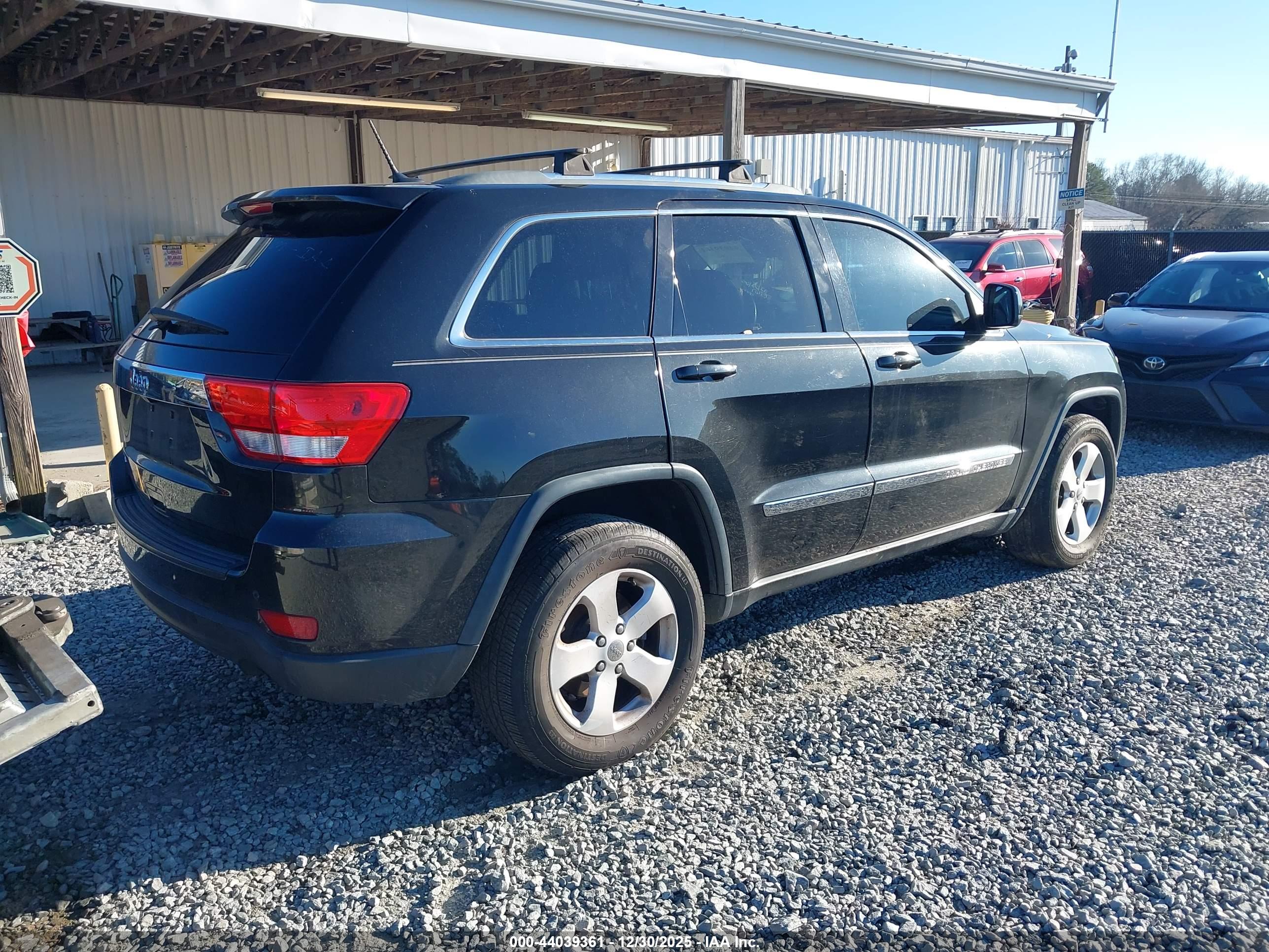 JEEP GRAND image 4
