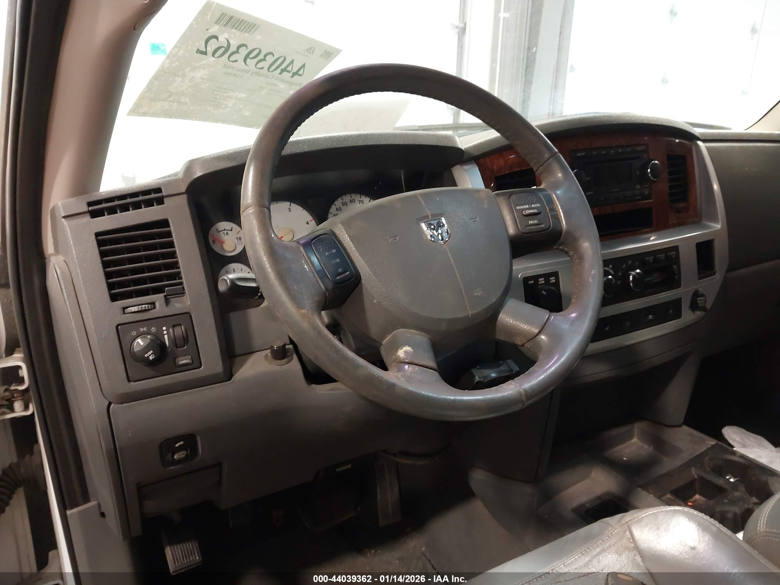 DODGE RAM image 8
