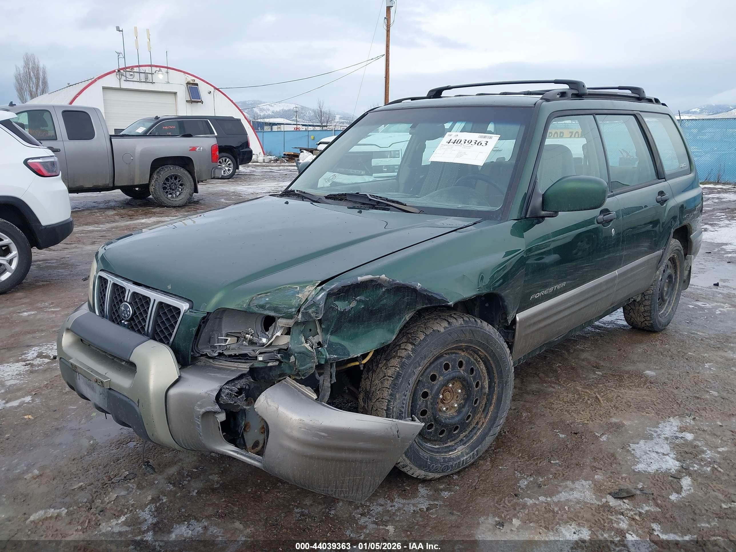 SUBARU FORESTER image 6