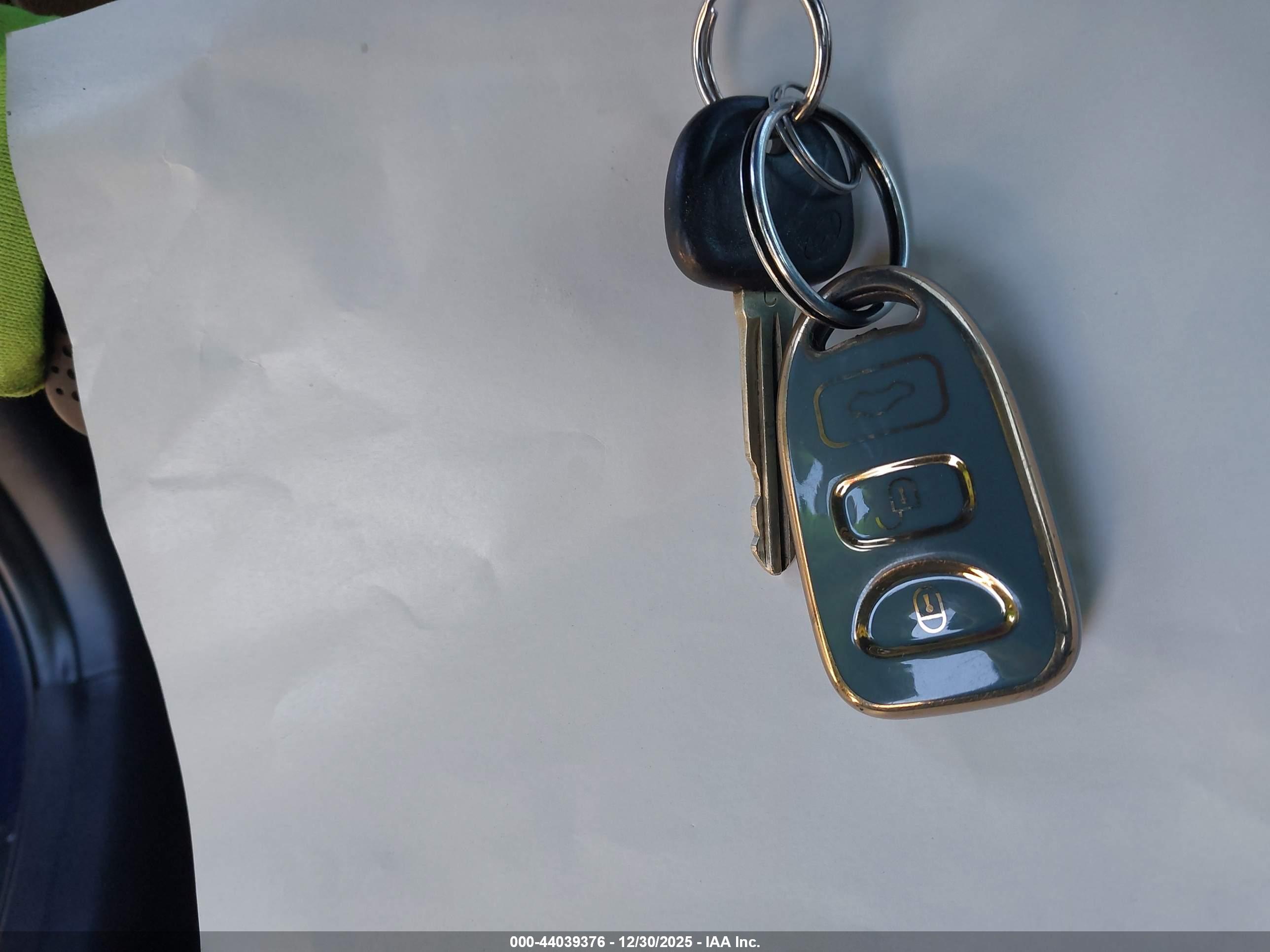 HYUNDAI ELANTRA image 11