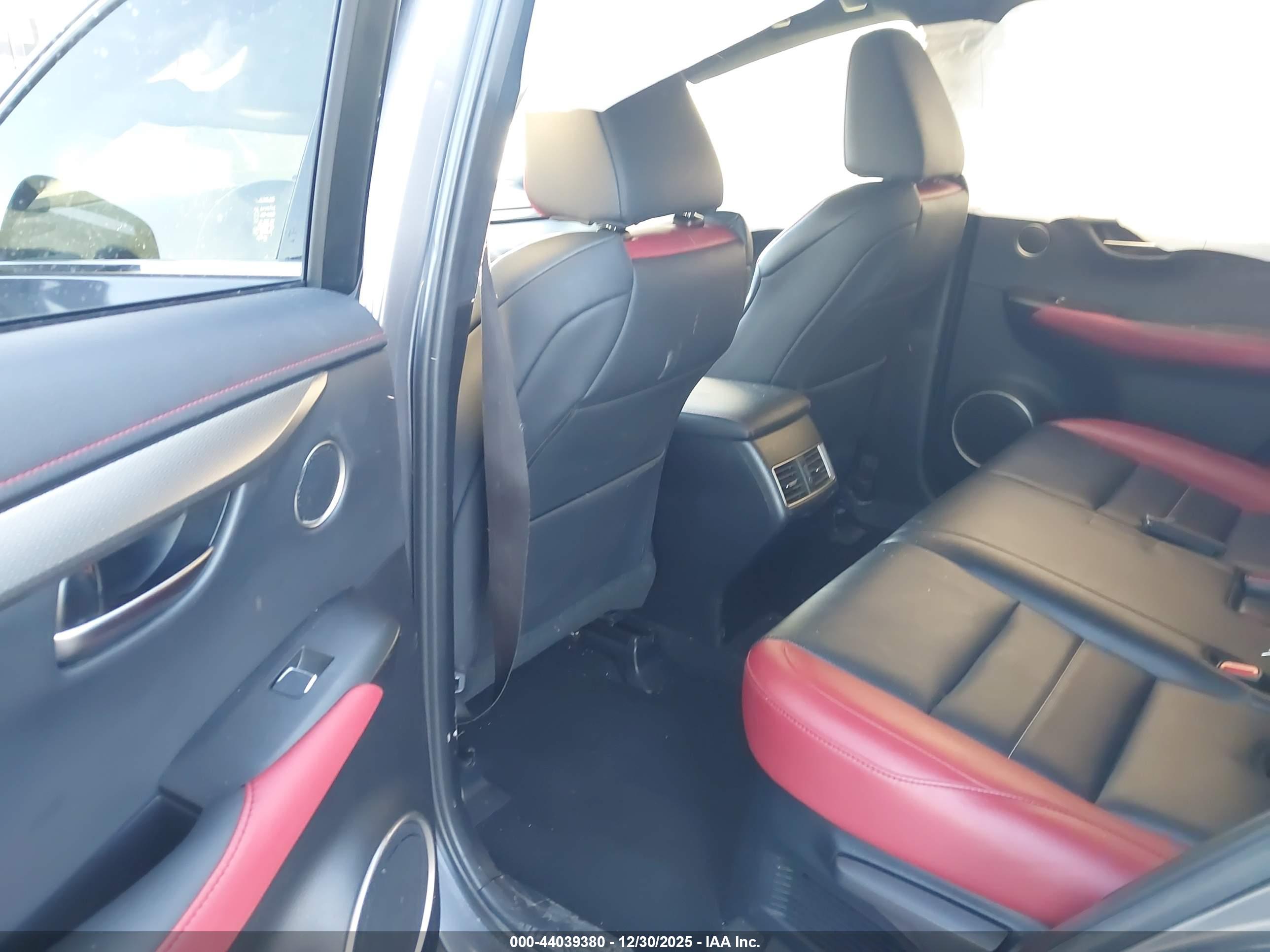 LEXUS NX image 8