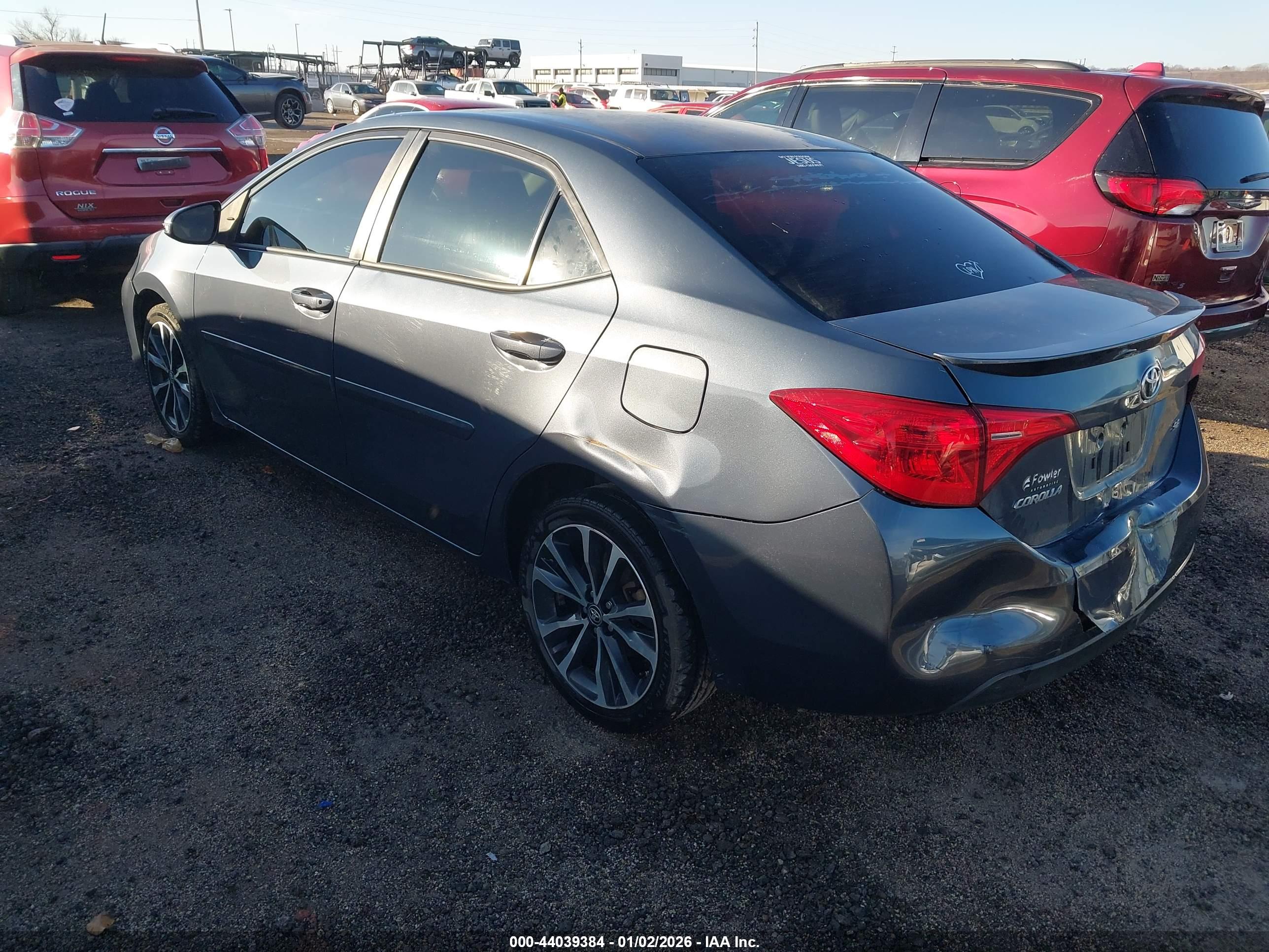 TOYOTA COROLLA image 3