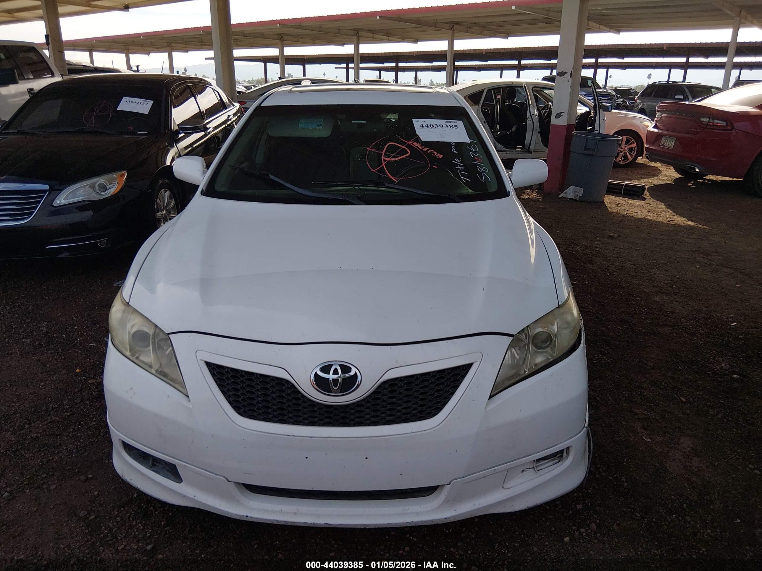 TOYOTA CAMRY image 6