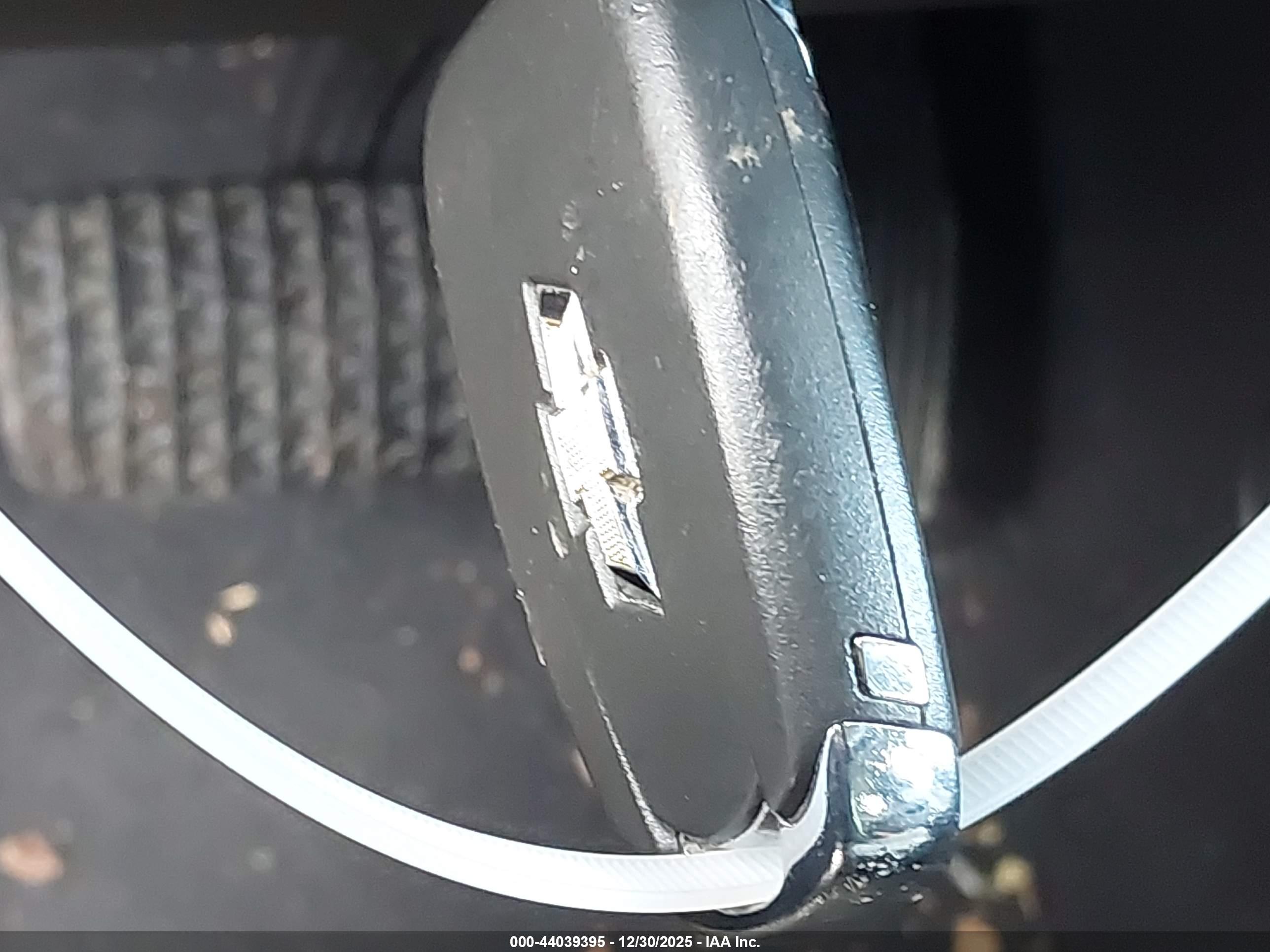 CHEVROLET EQUINOX image 11