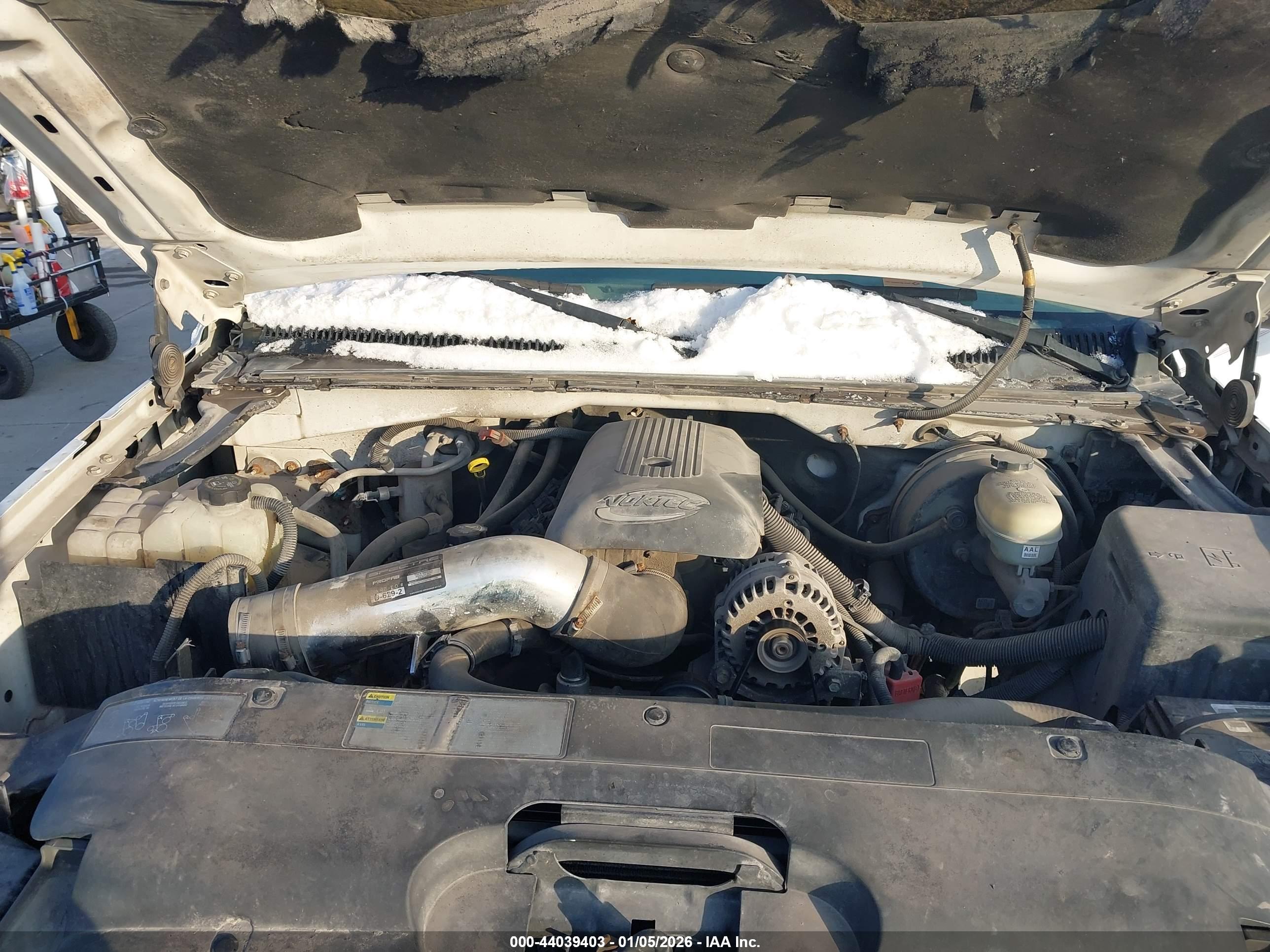 CHEVROLET SILVERADO image 10