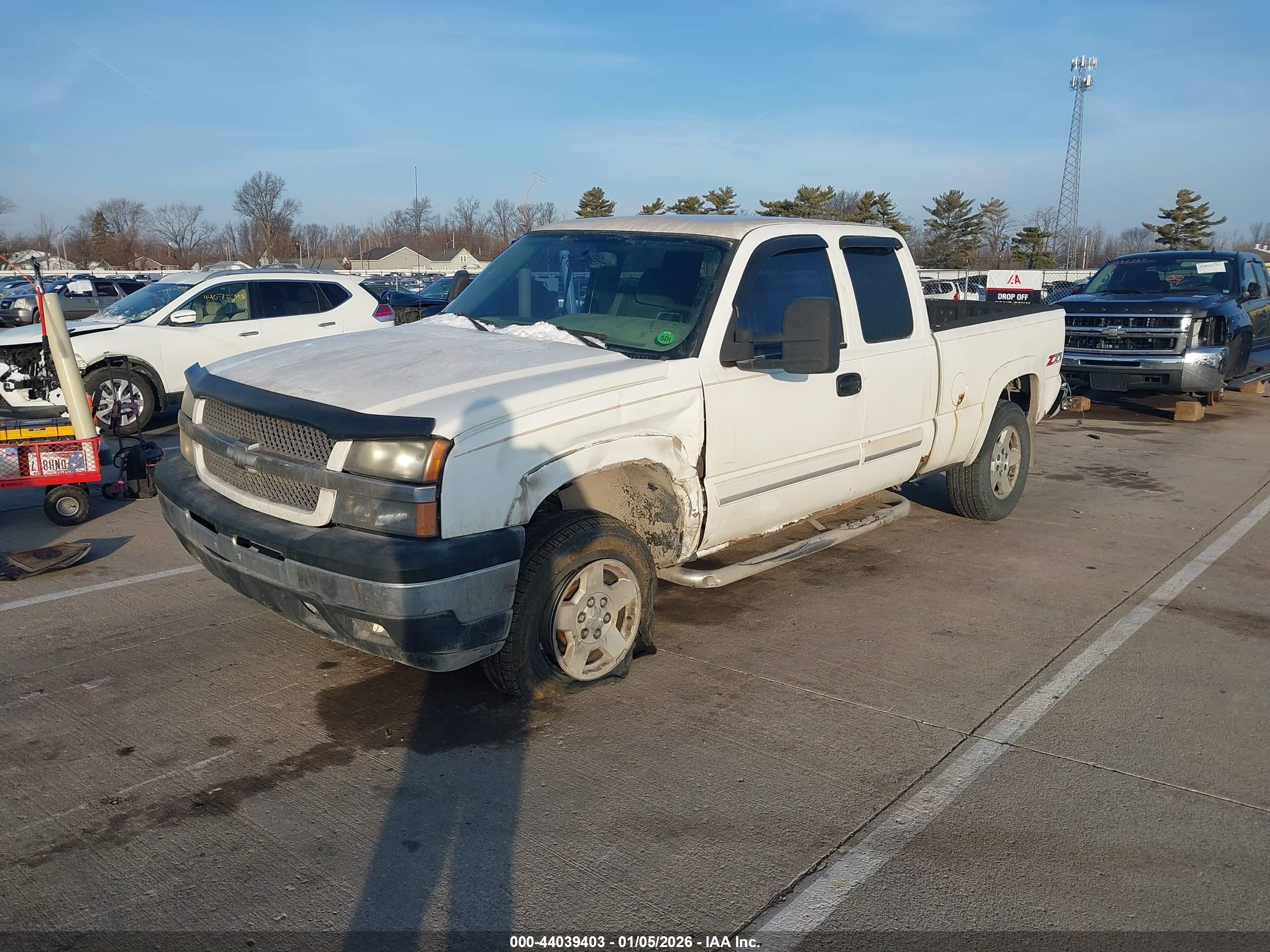 CHEVROLET SILVERADO image 2