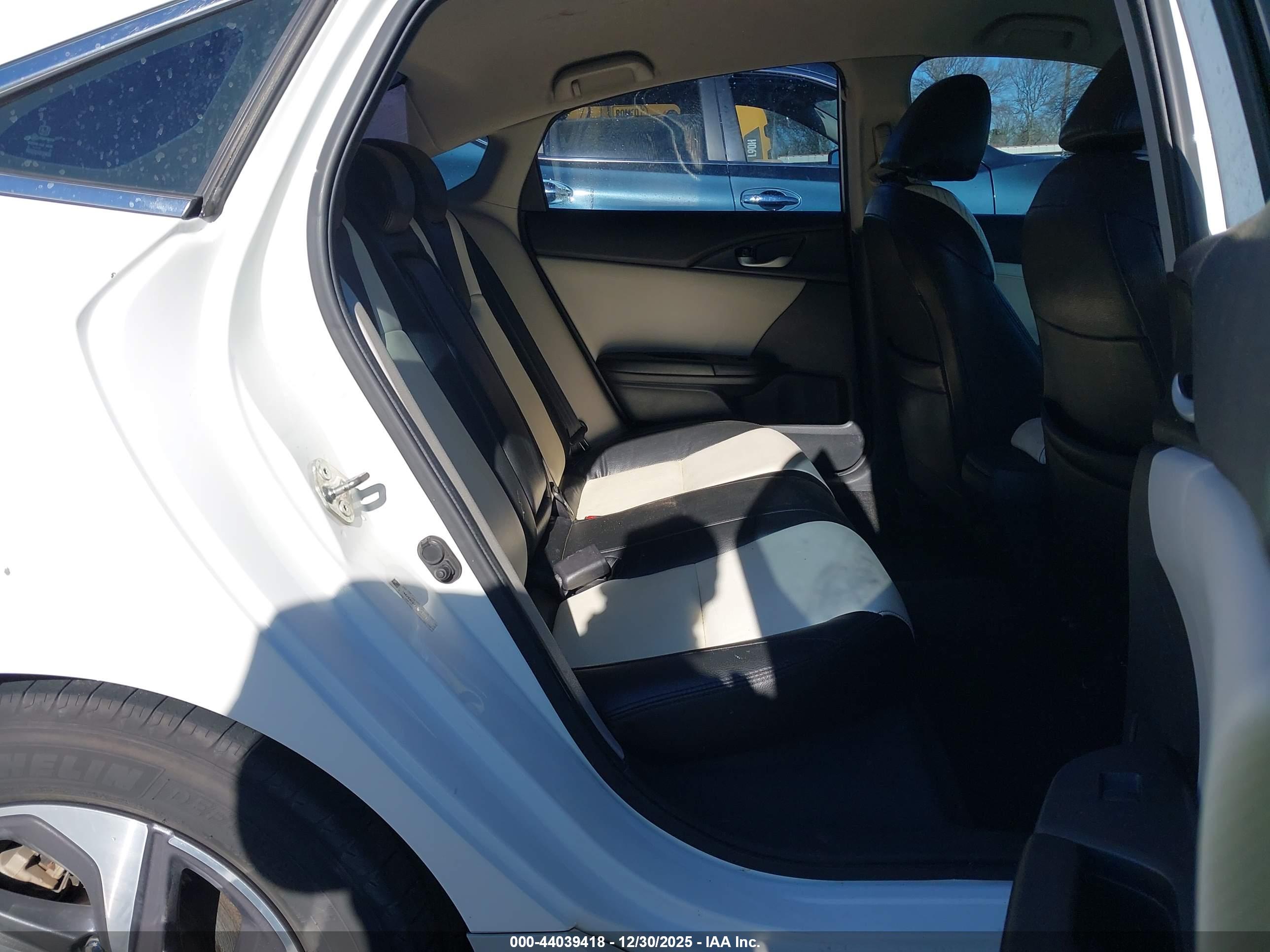 HONDA INSIGHT image 8