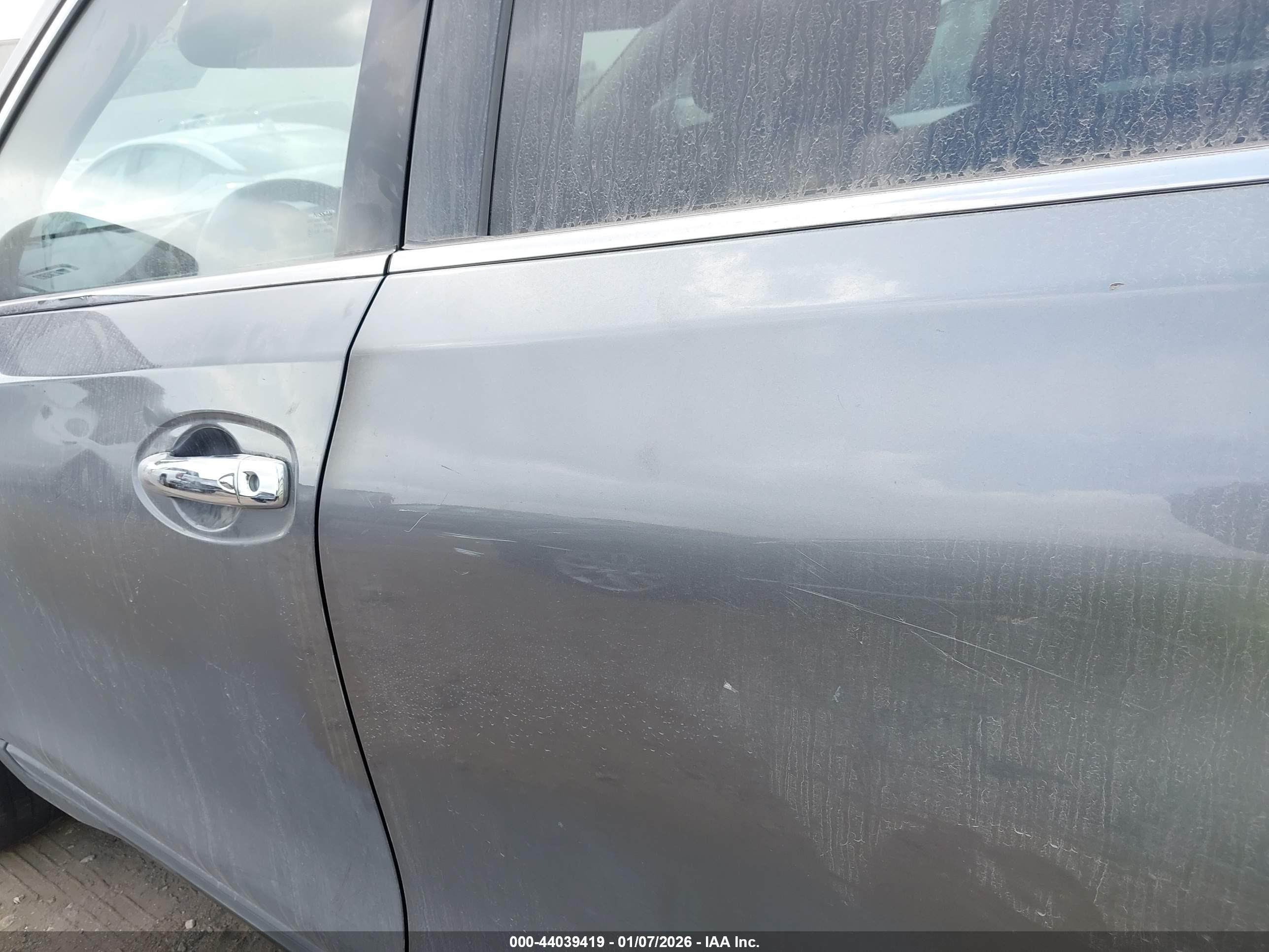 NISSAN ROGUE image 6