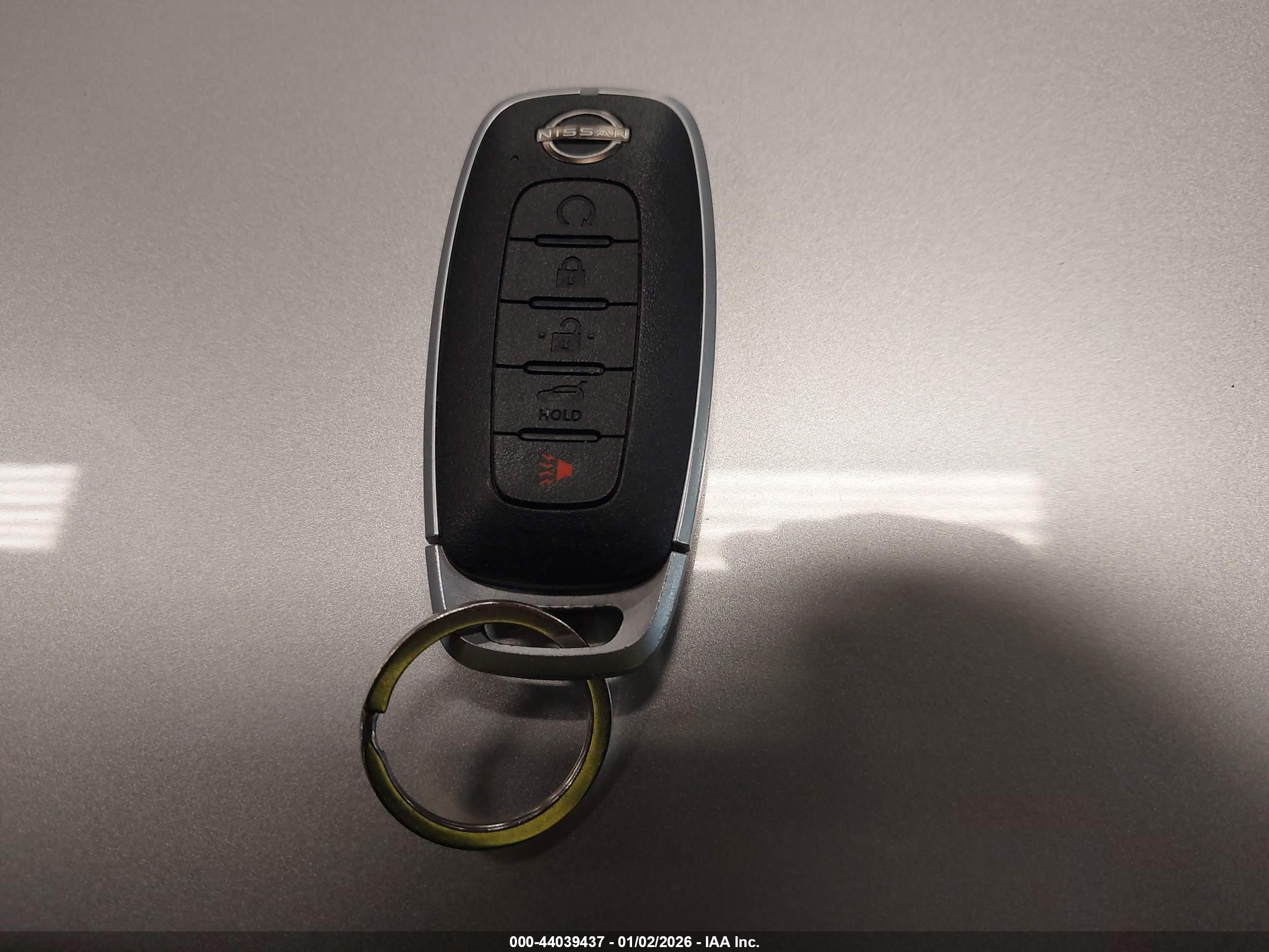 NISSAN ROGUE image 11