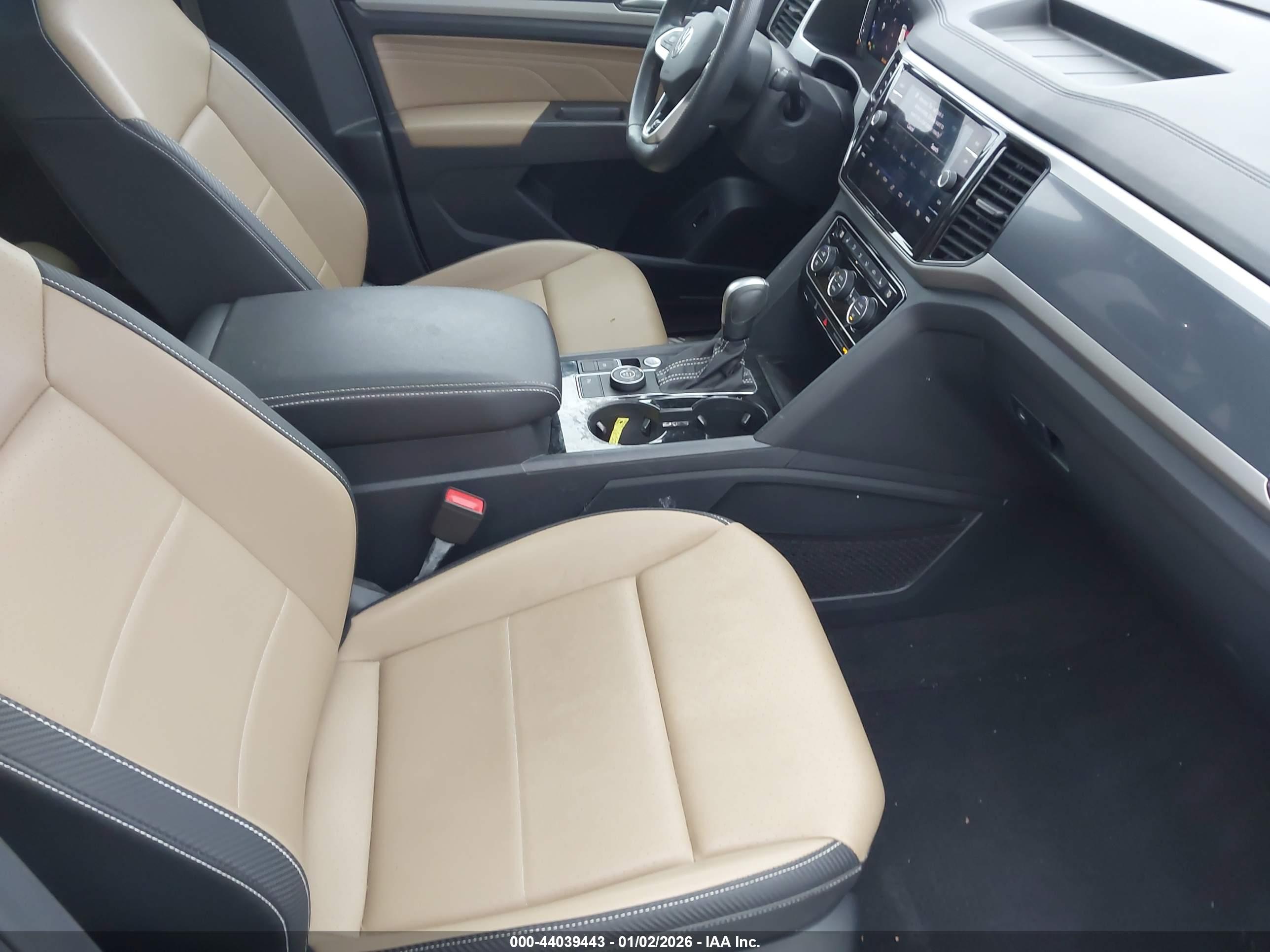 VOLKSWAGEN ATLAS image 5