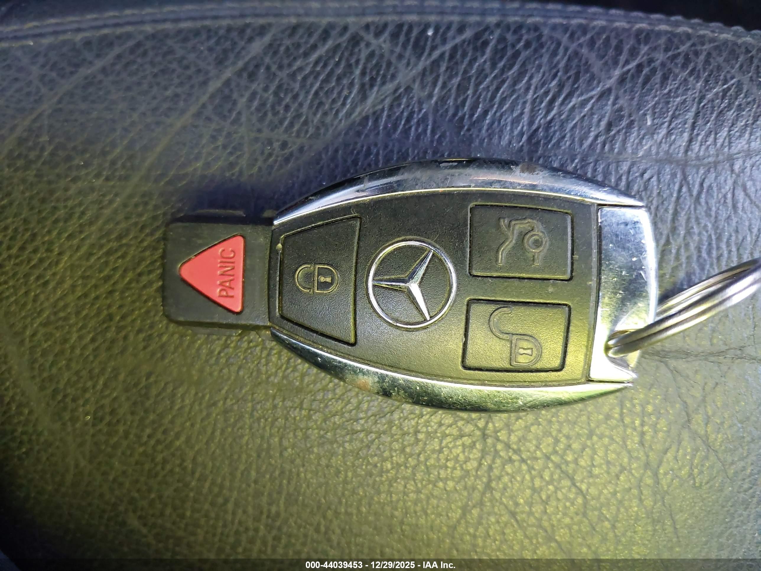MERCEDES-BENZ CLK image 11