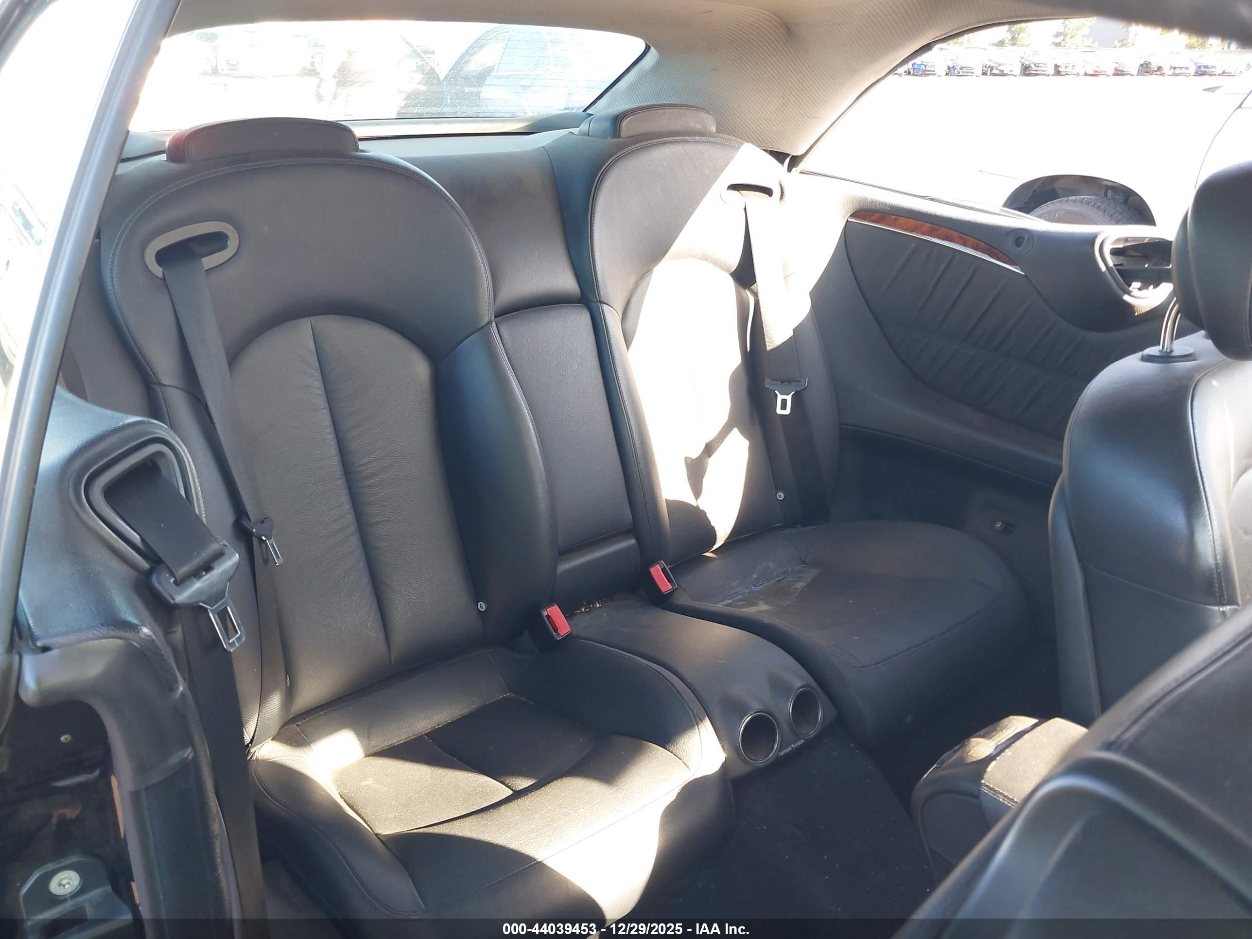 MERCEDES-BENZ CLK image 8