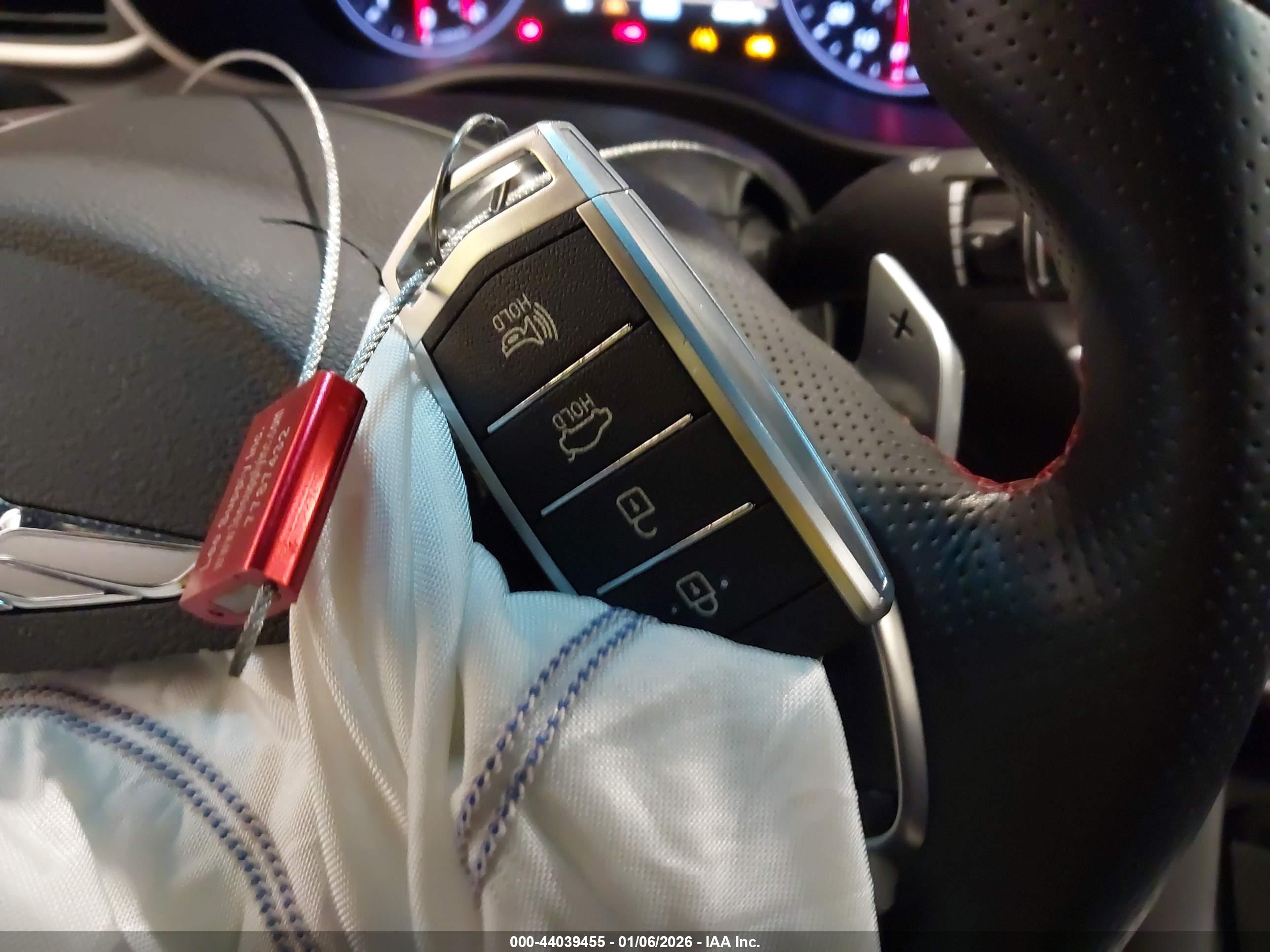 GENESIS G70 image 11