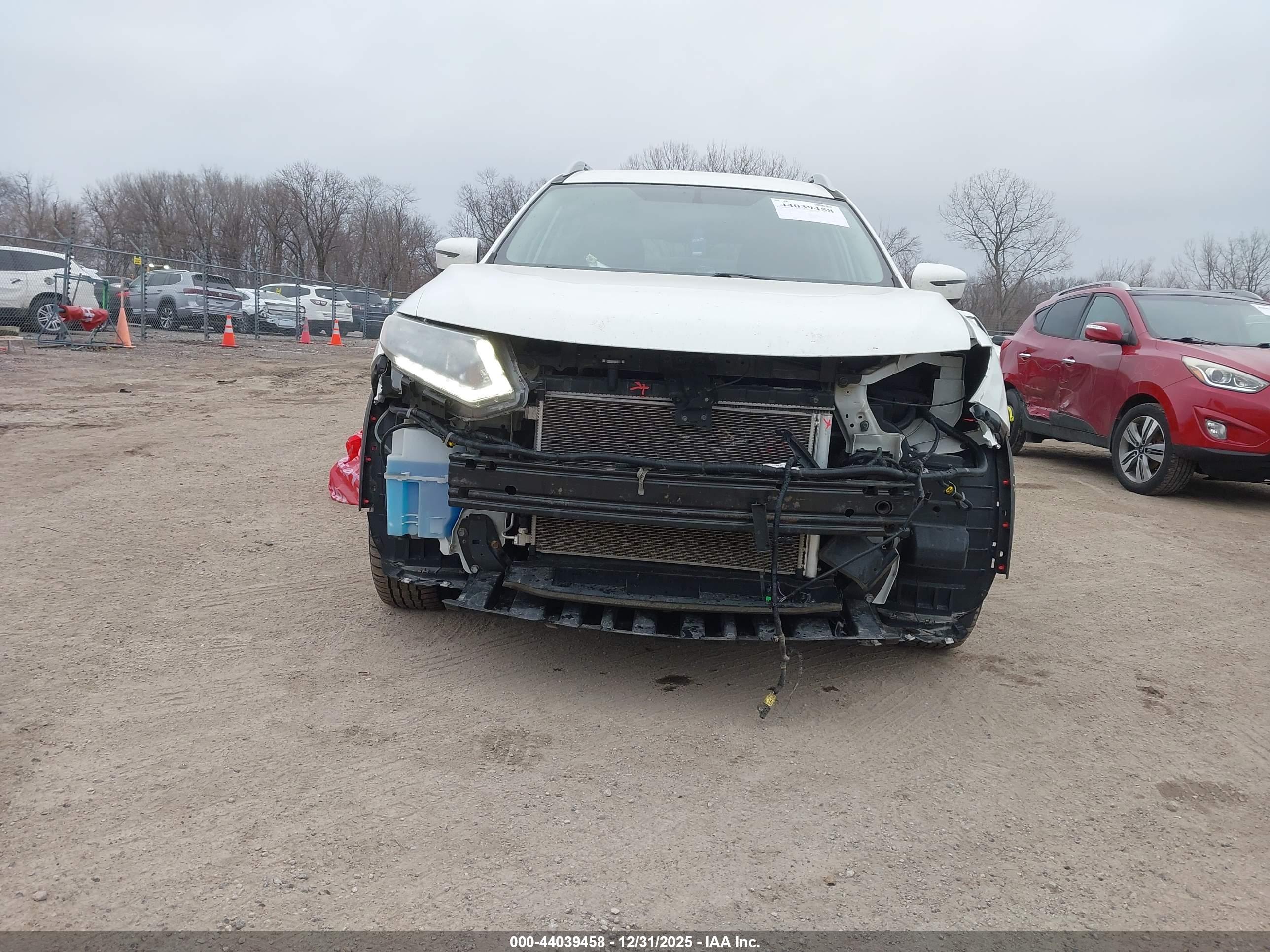 NISSAN ROGUE image 6