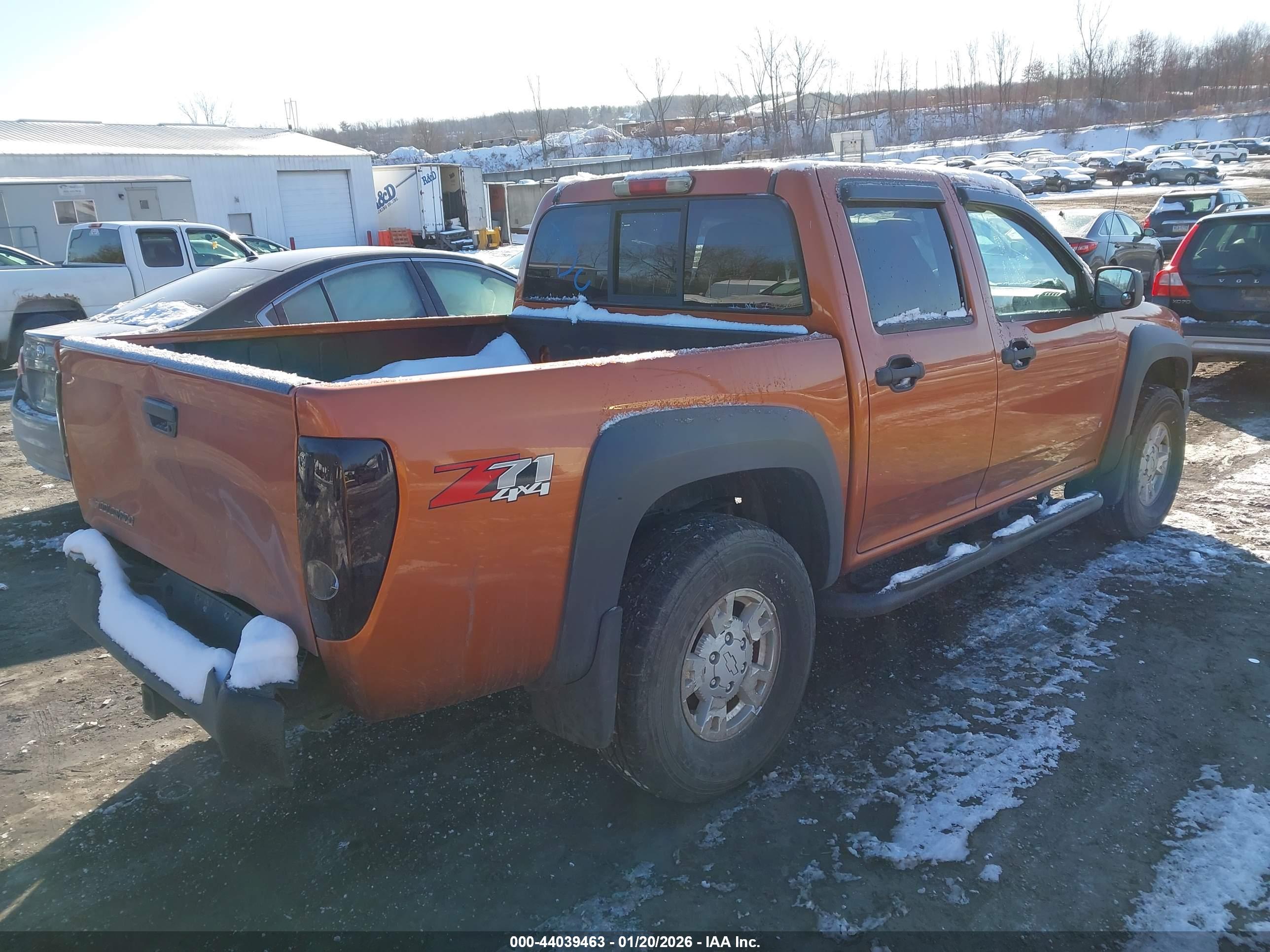 CHEVROLET COLORADO image 4