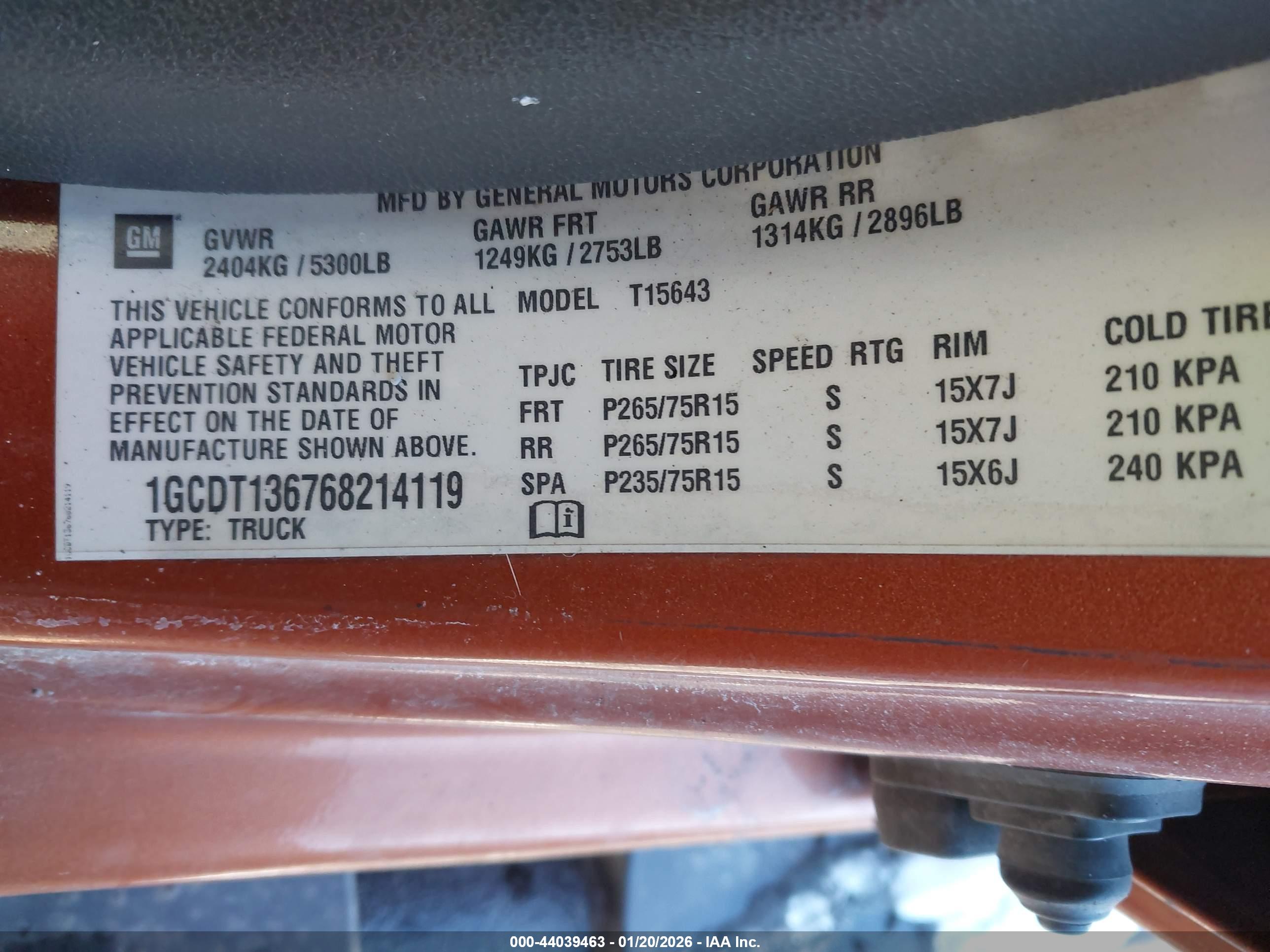 CHEVROLET COLORADO image 9