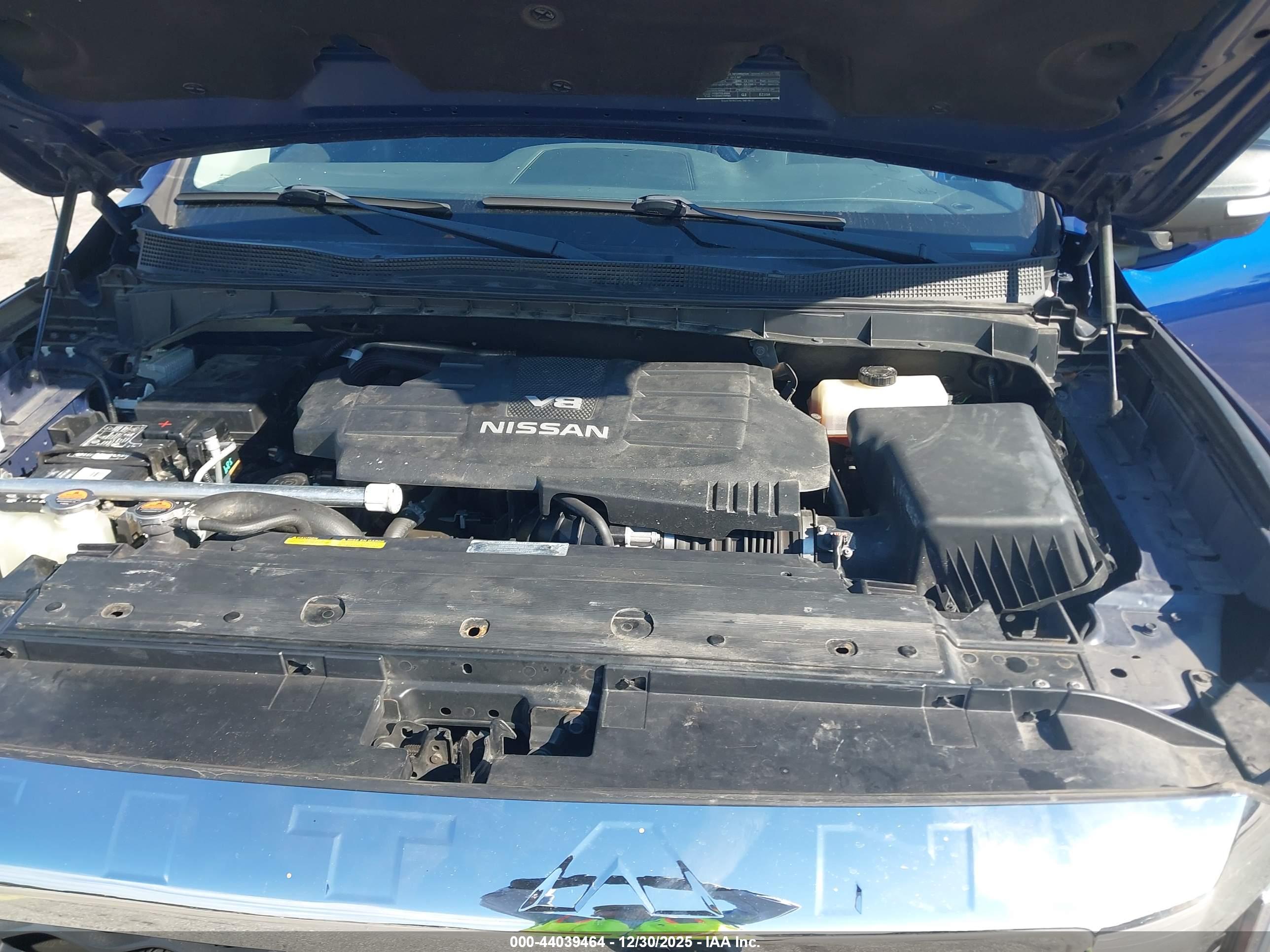 NISSAN TITAN image 10
