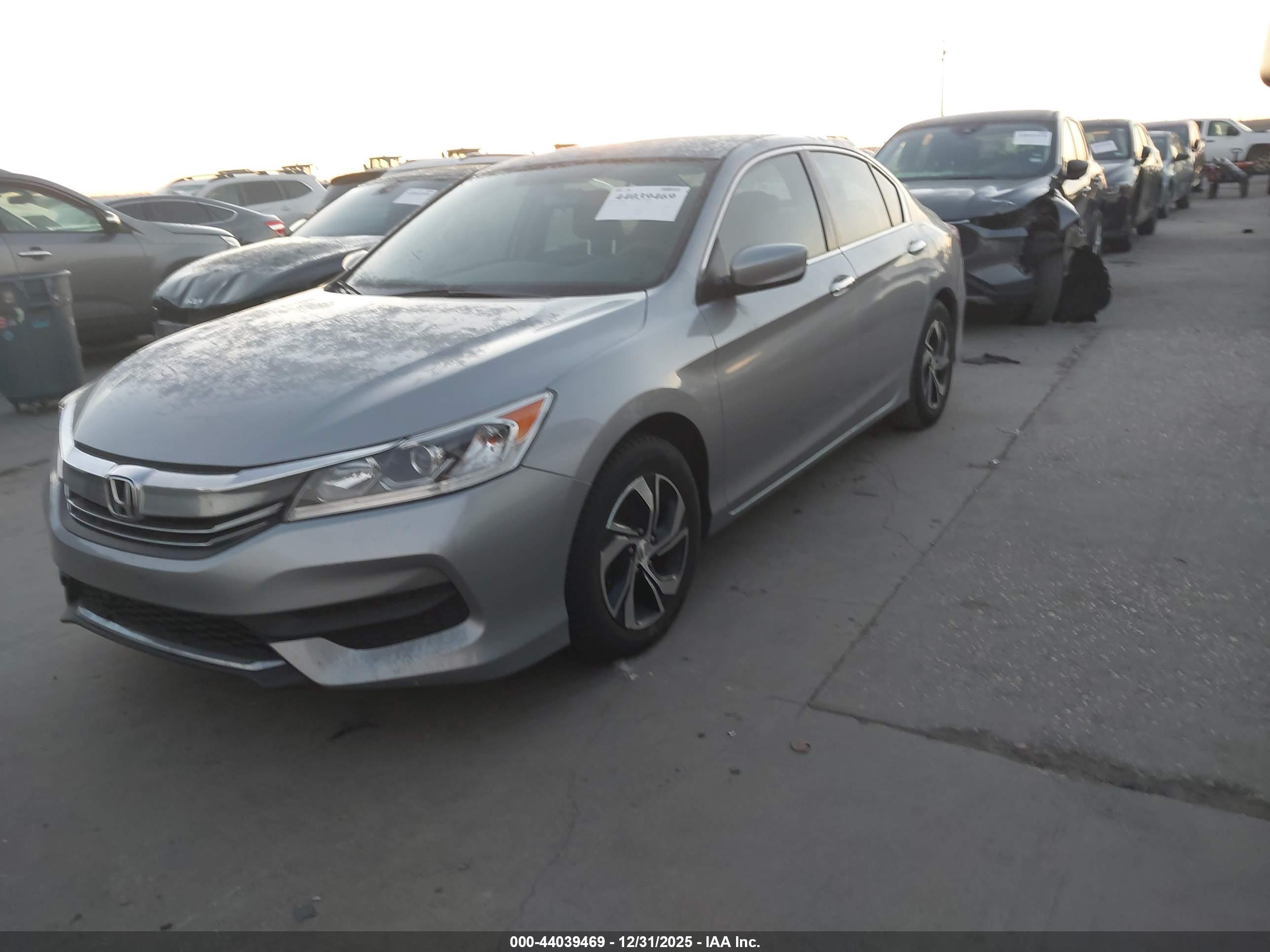 HONDA ACCORD image 2