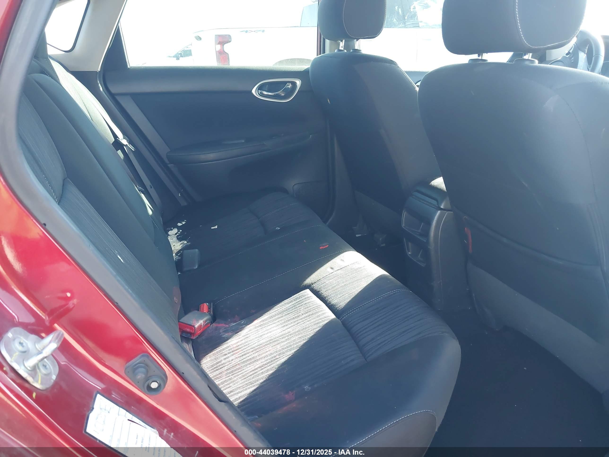 NISSAN SENTRA image 8