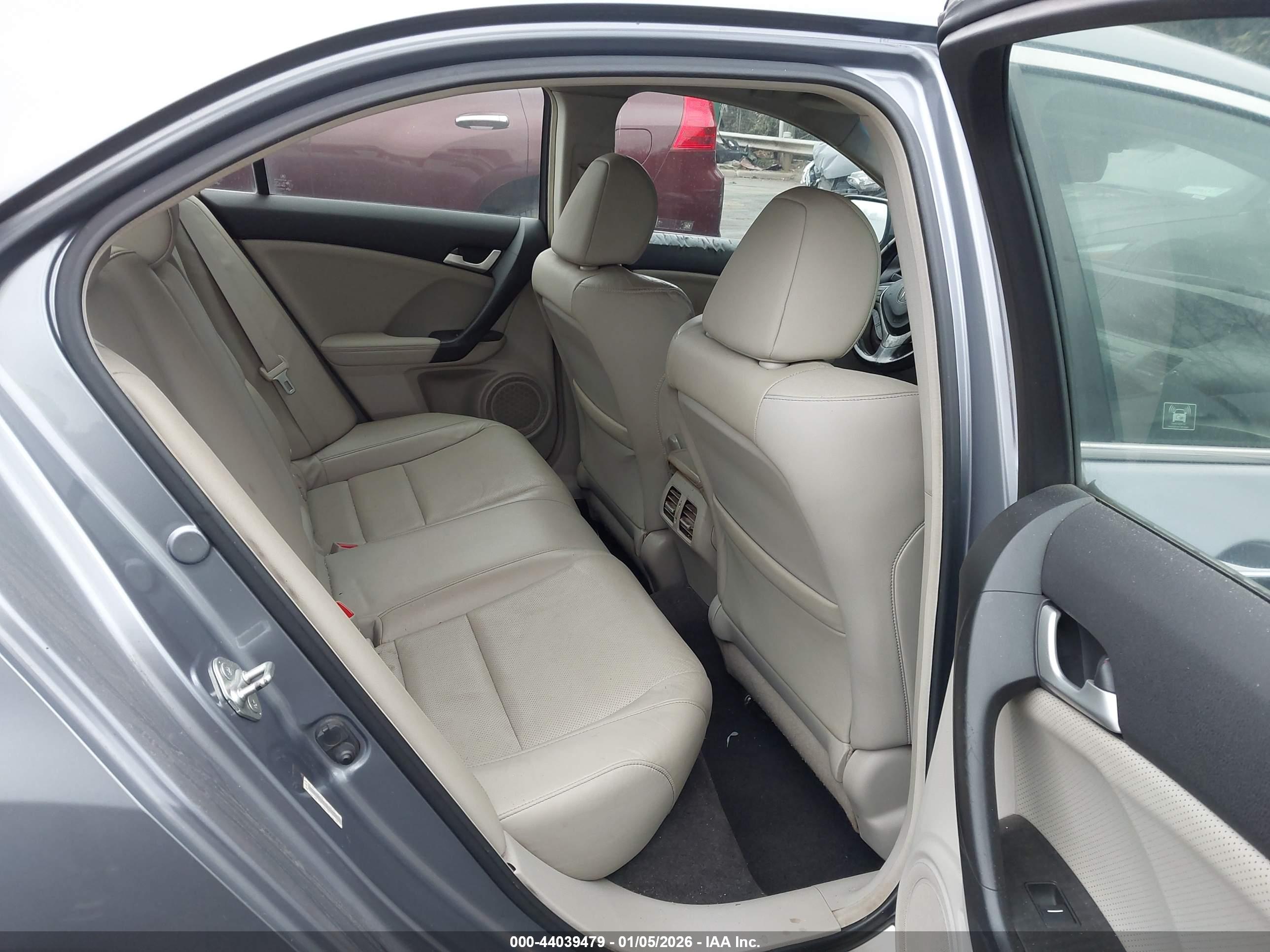 ACURA TSX image 8