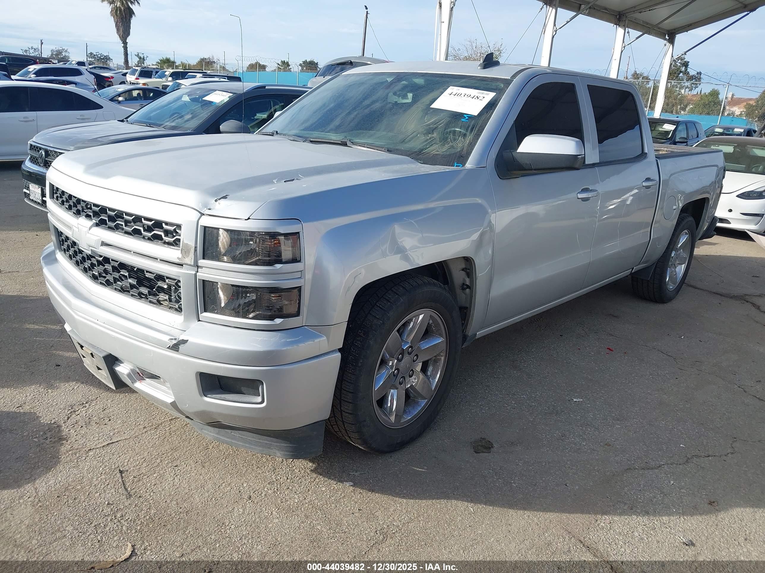 CHEVROLET SILVERADO image 2