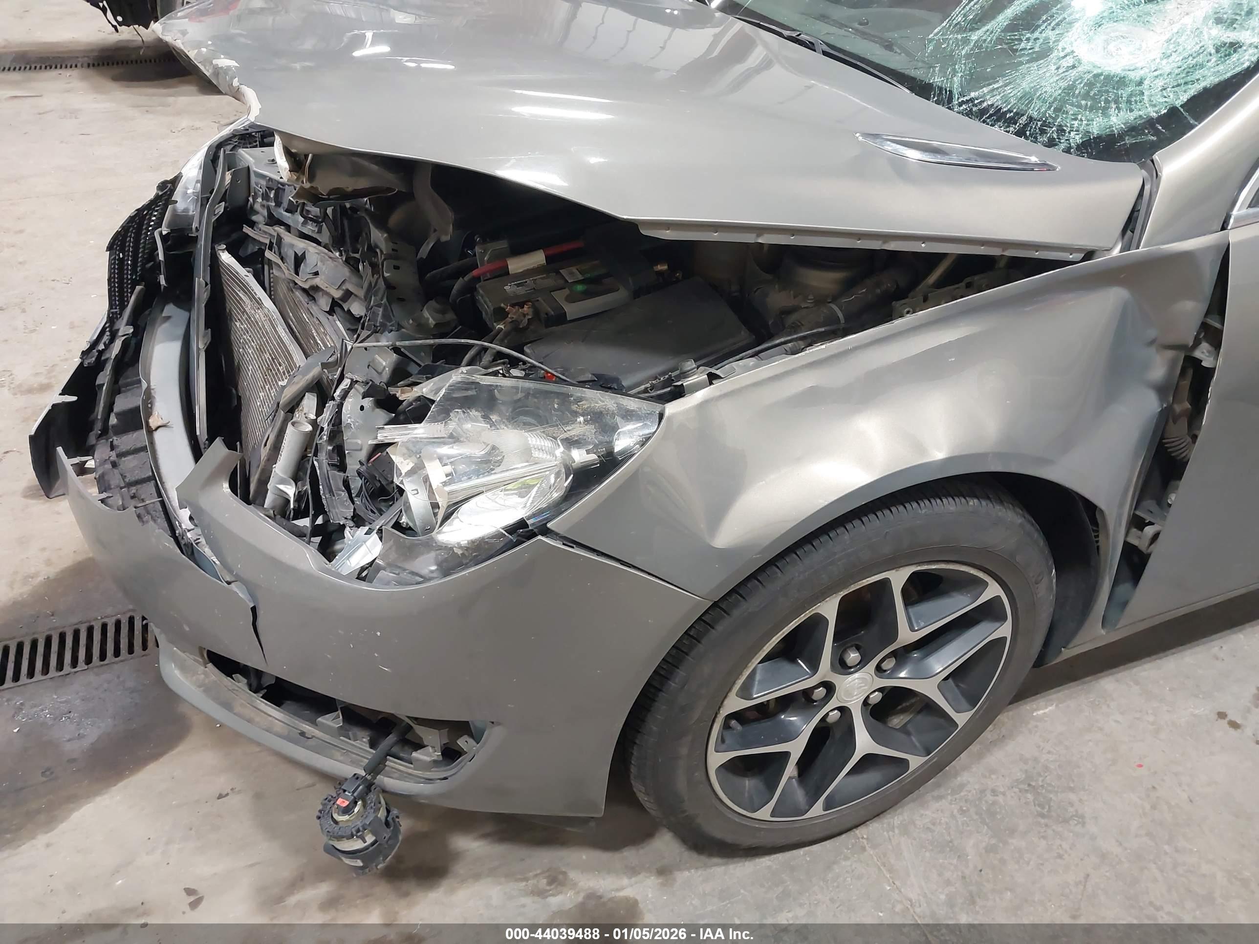 BUICK REGAL image 6