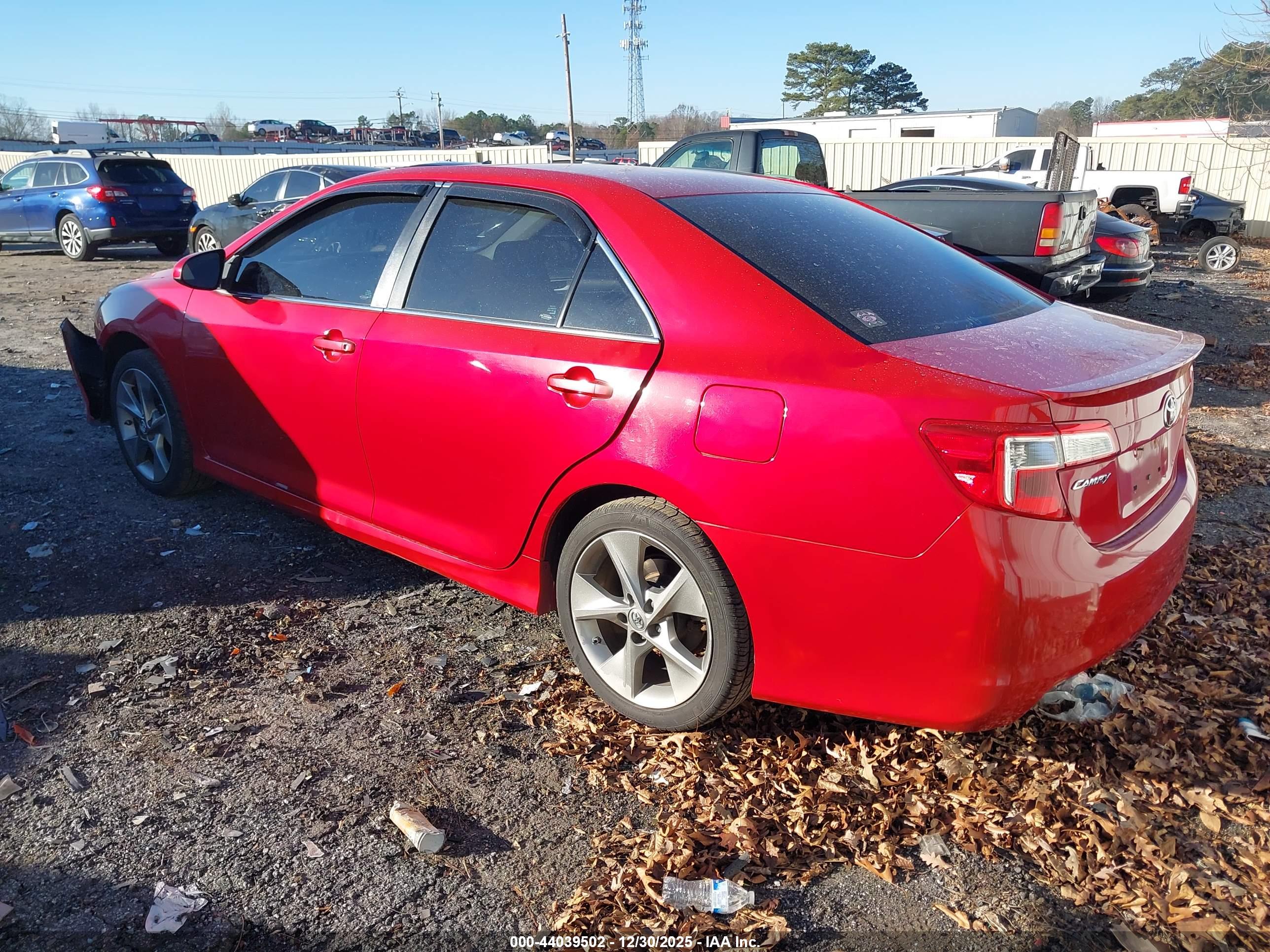 TOYOTA CAMRY image 3