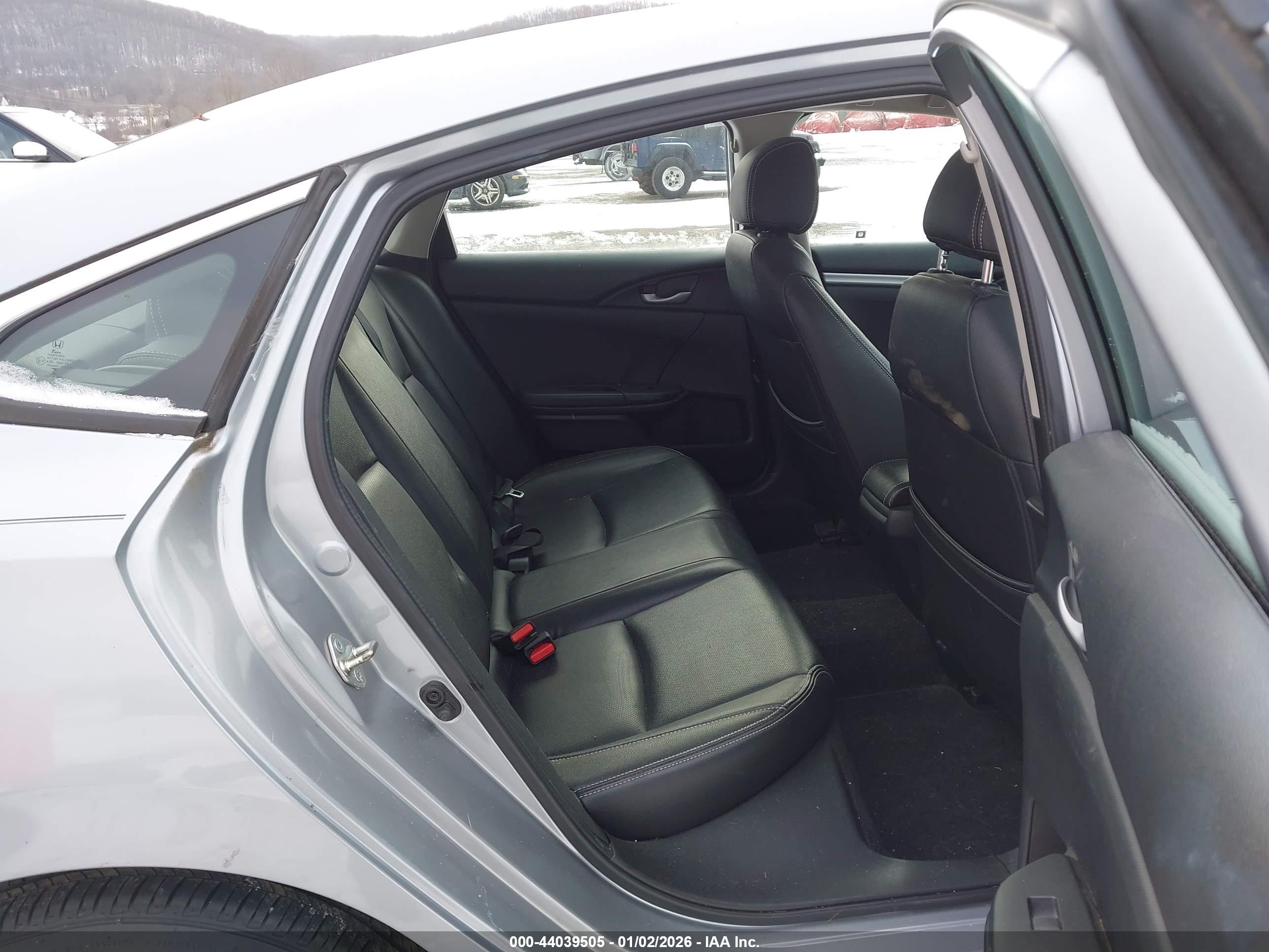 HONDA CIVIC image 8