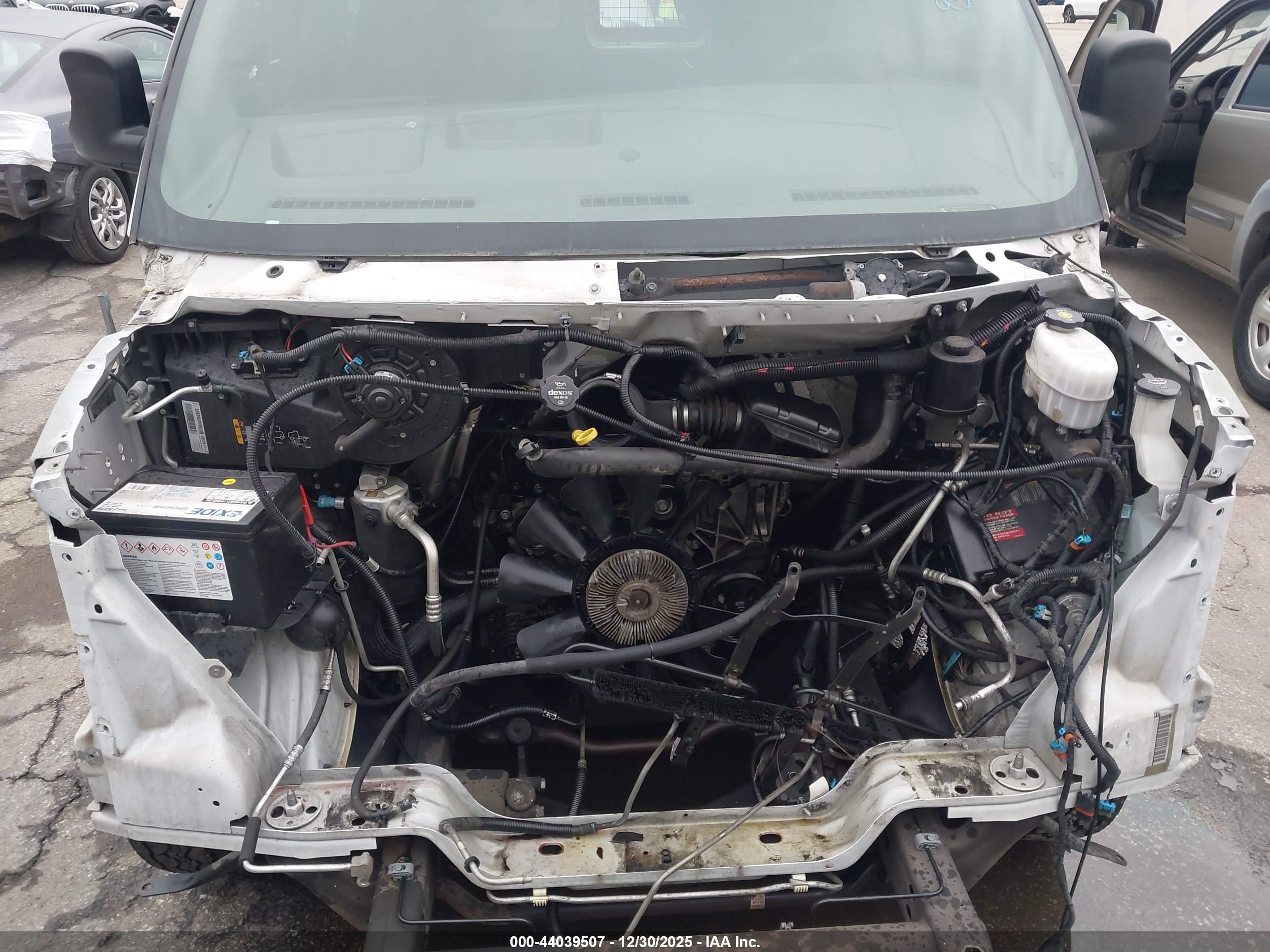 GMC SAVANA image 10