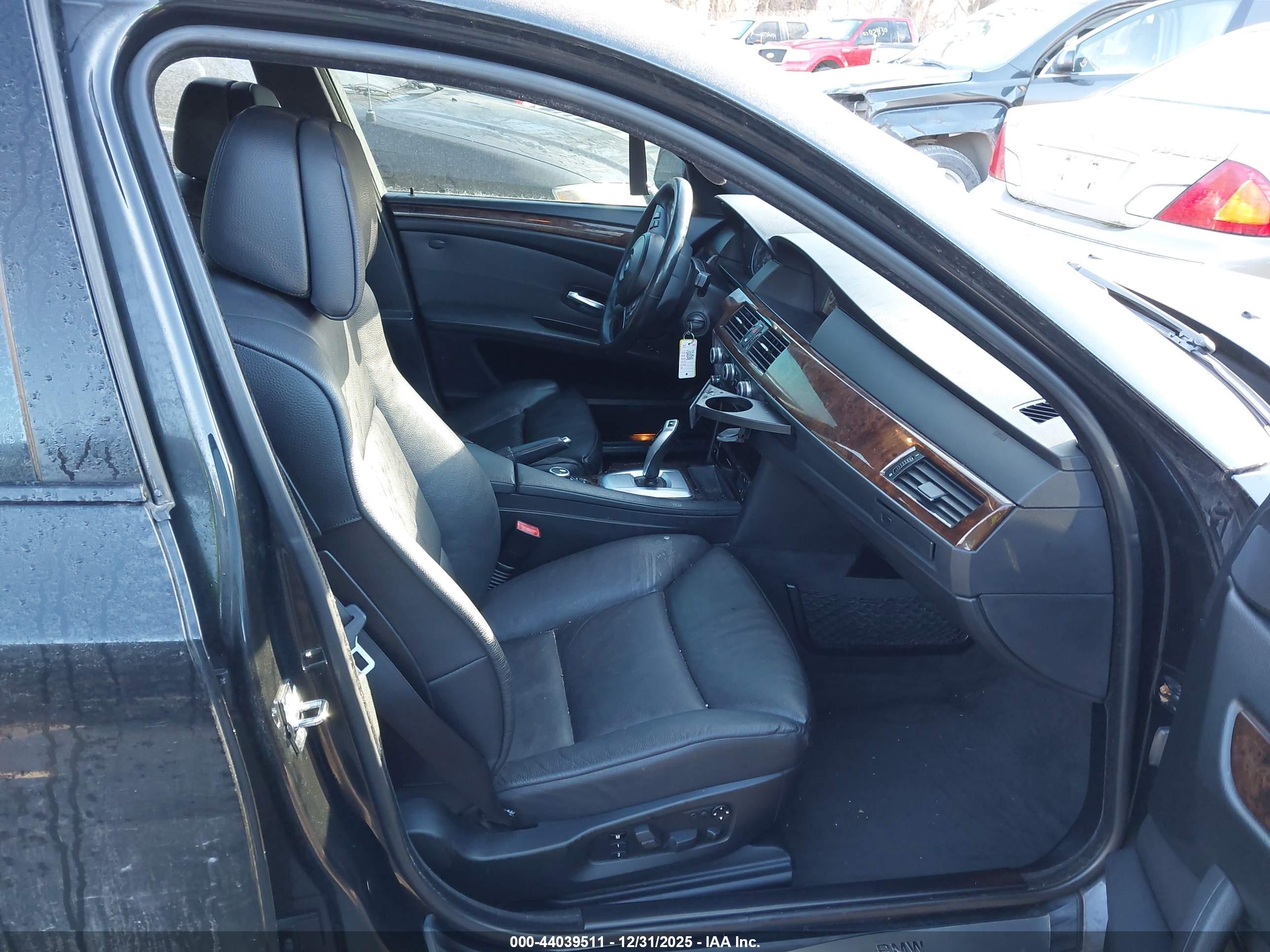 BMW 535I image 5