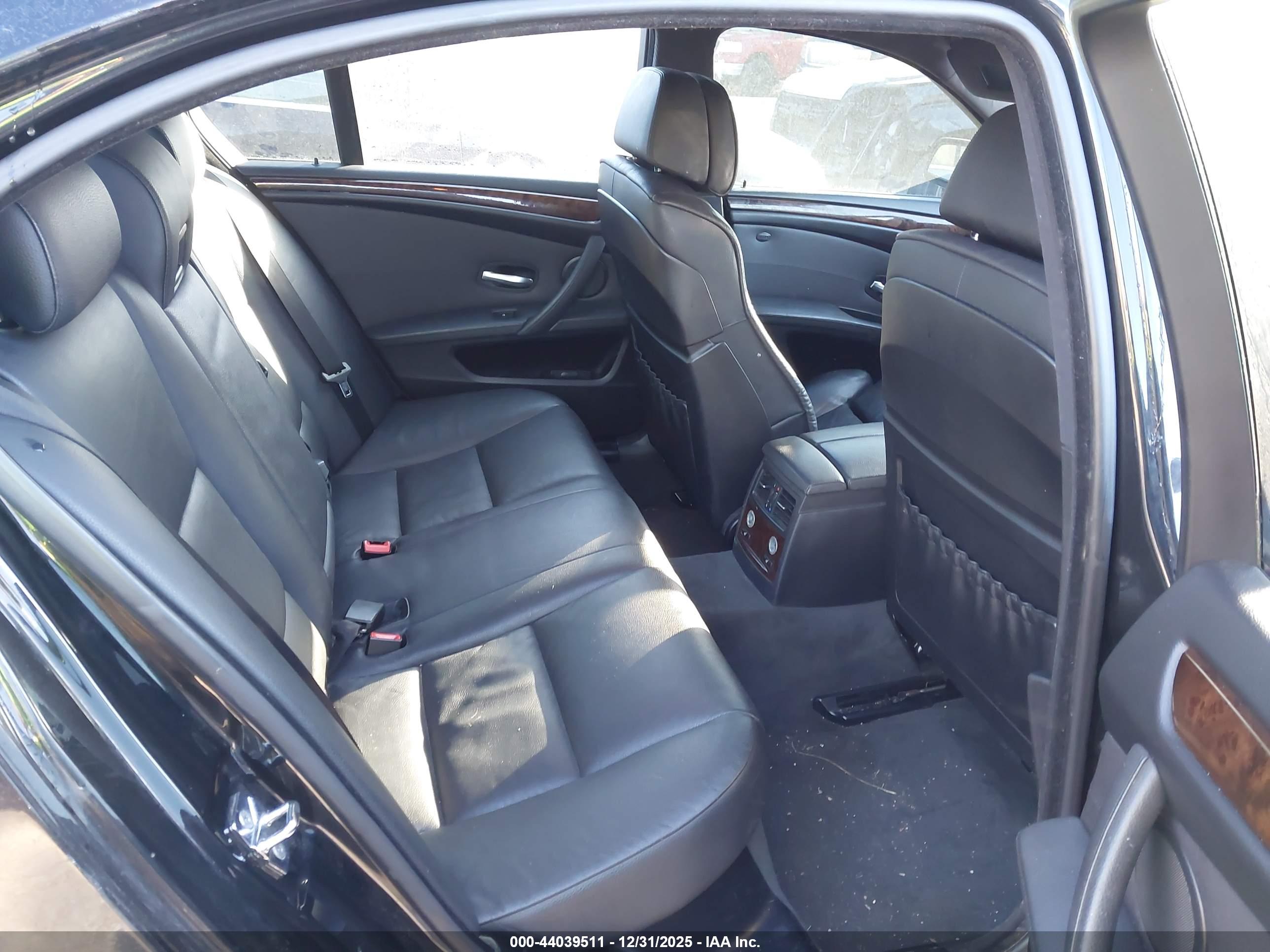 BMW 535I image 8