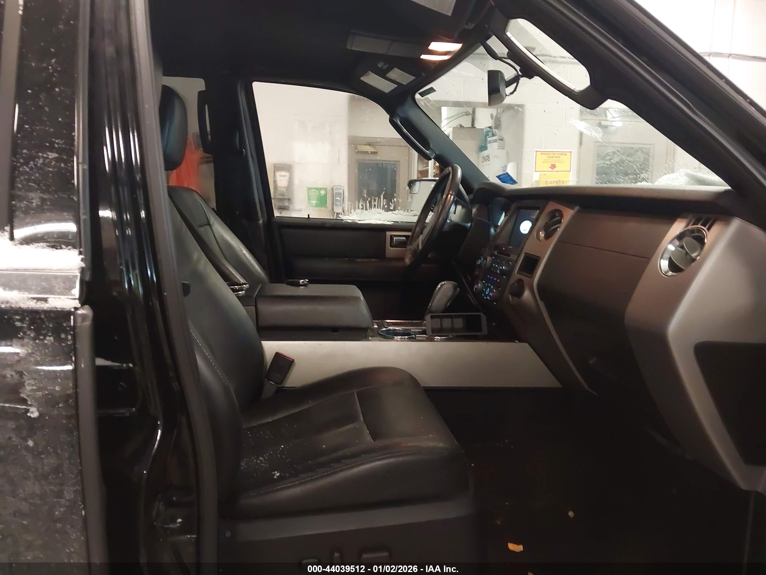 FORD EXPEDITION image 5