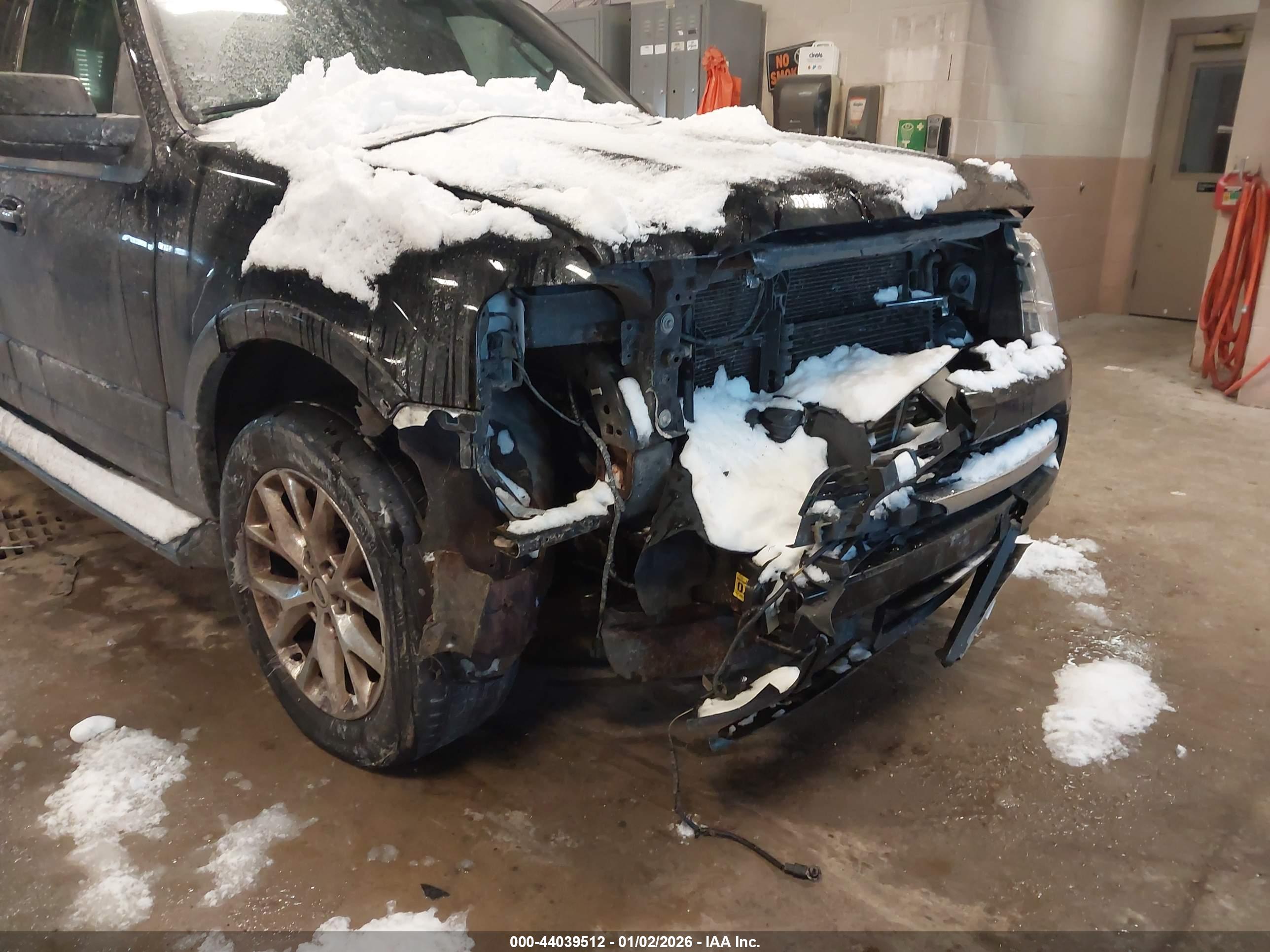 FORD EXPEDITION image 6