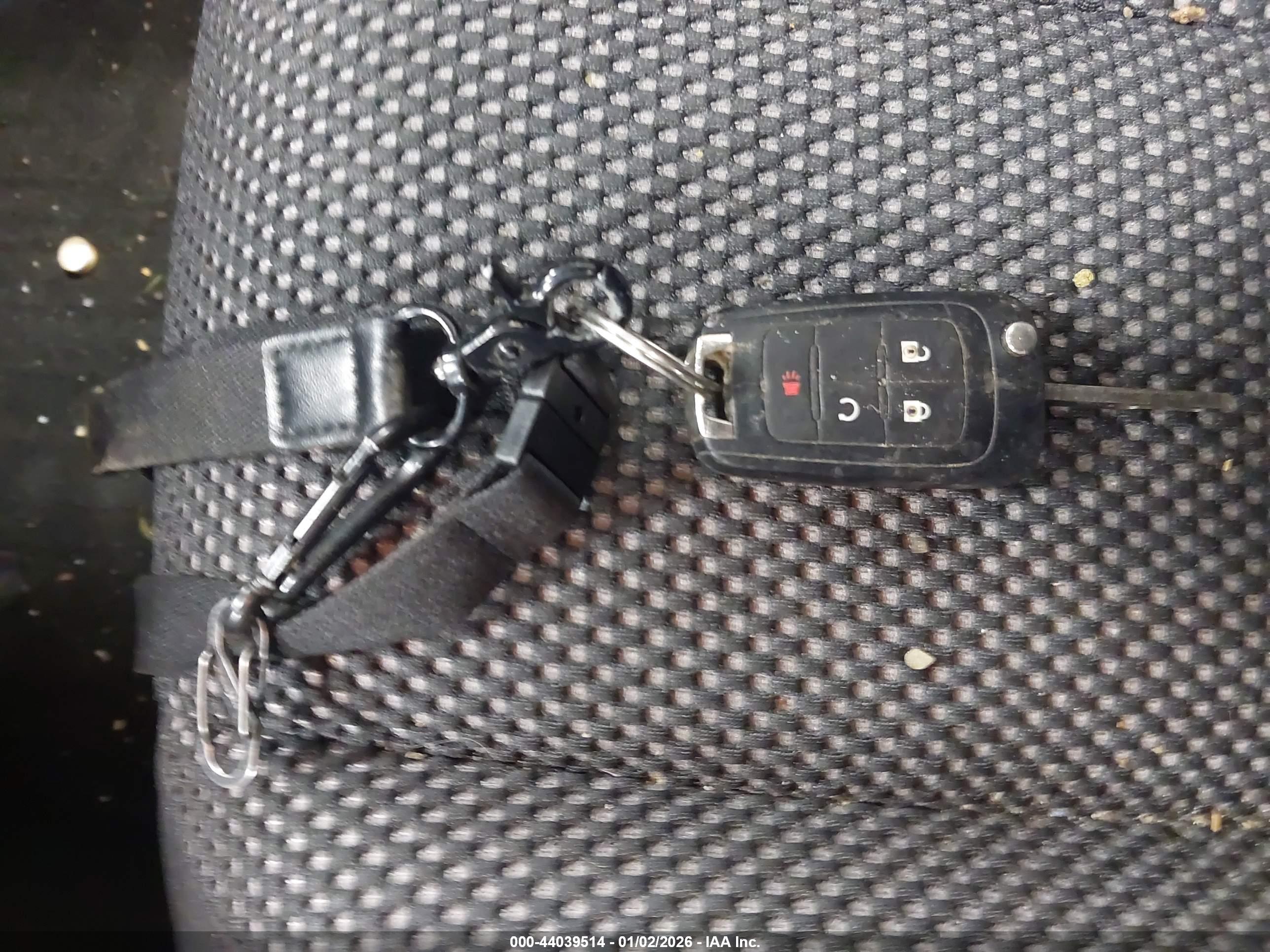 CHEVROLET EQUINOX image 11