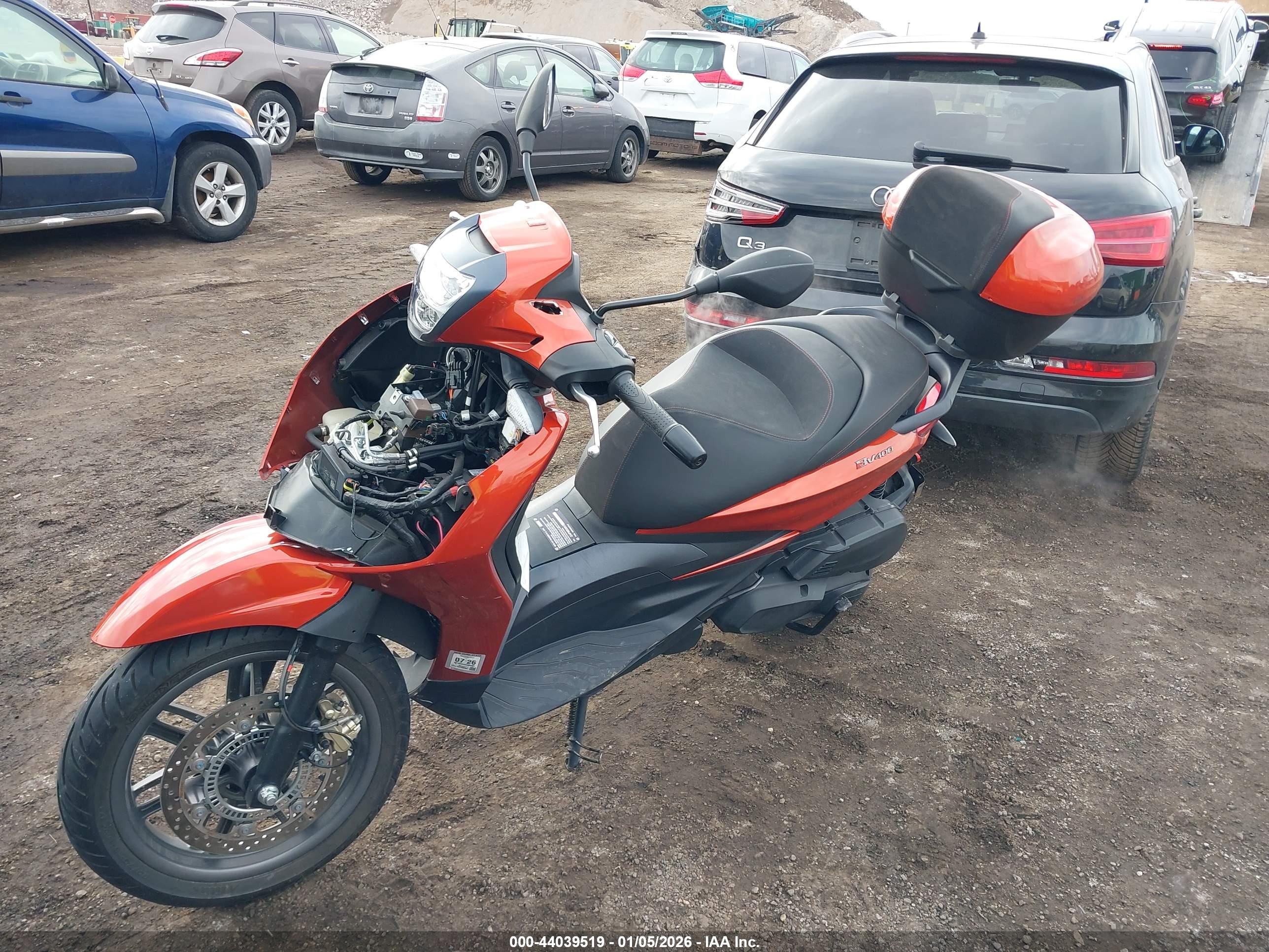 PIAGGIO BV image 2