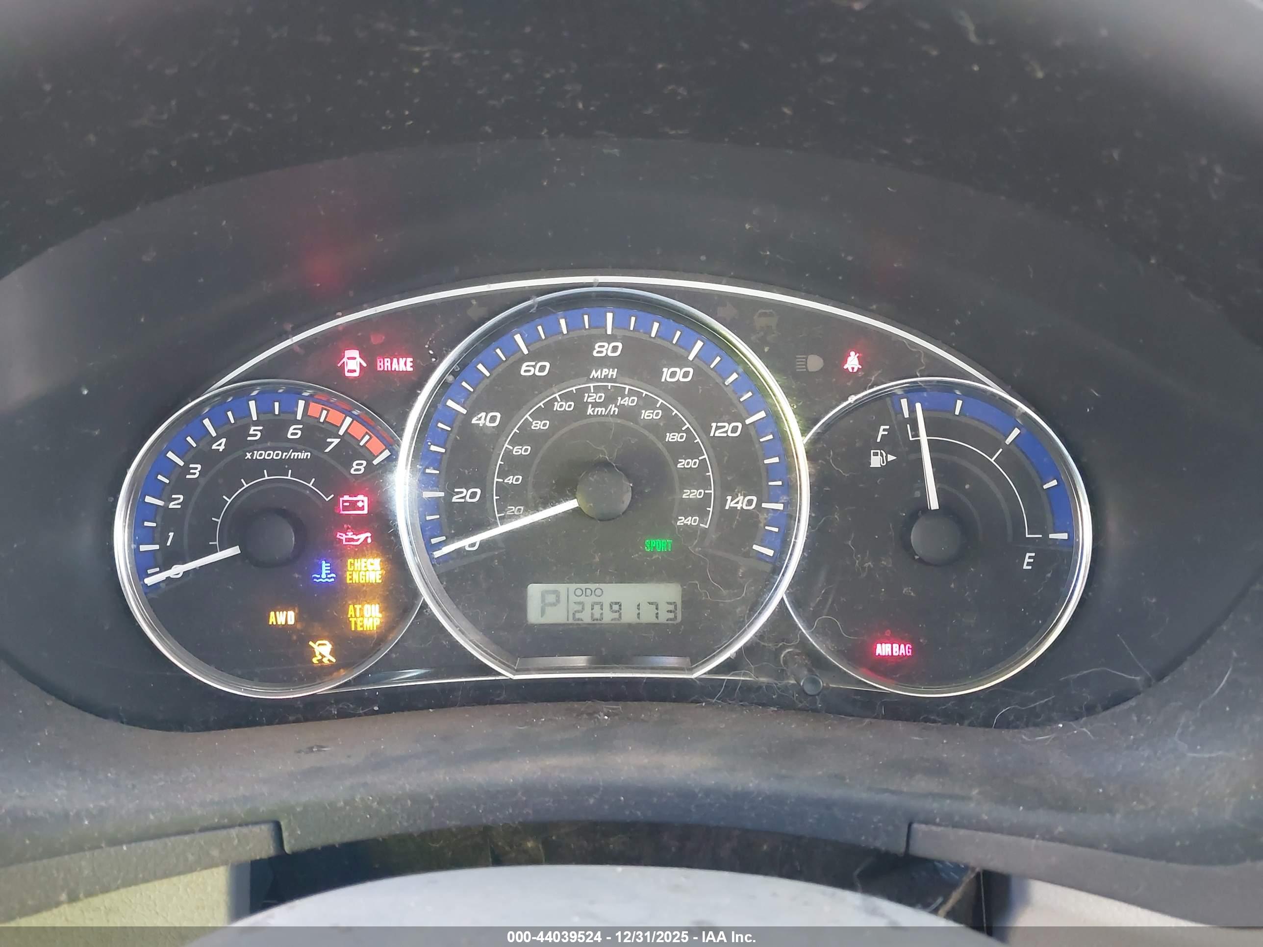 SUBARU FORESTER image 7